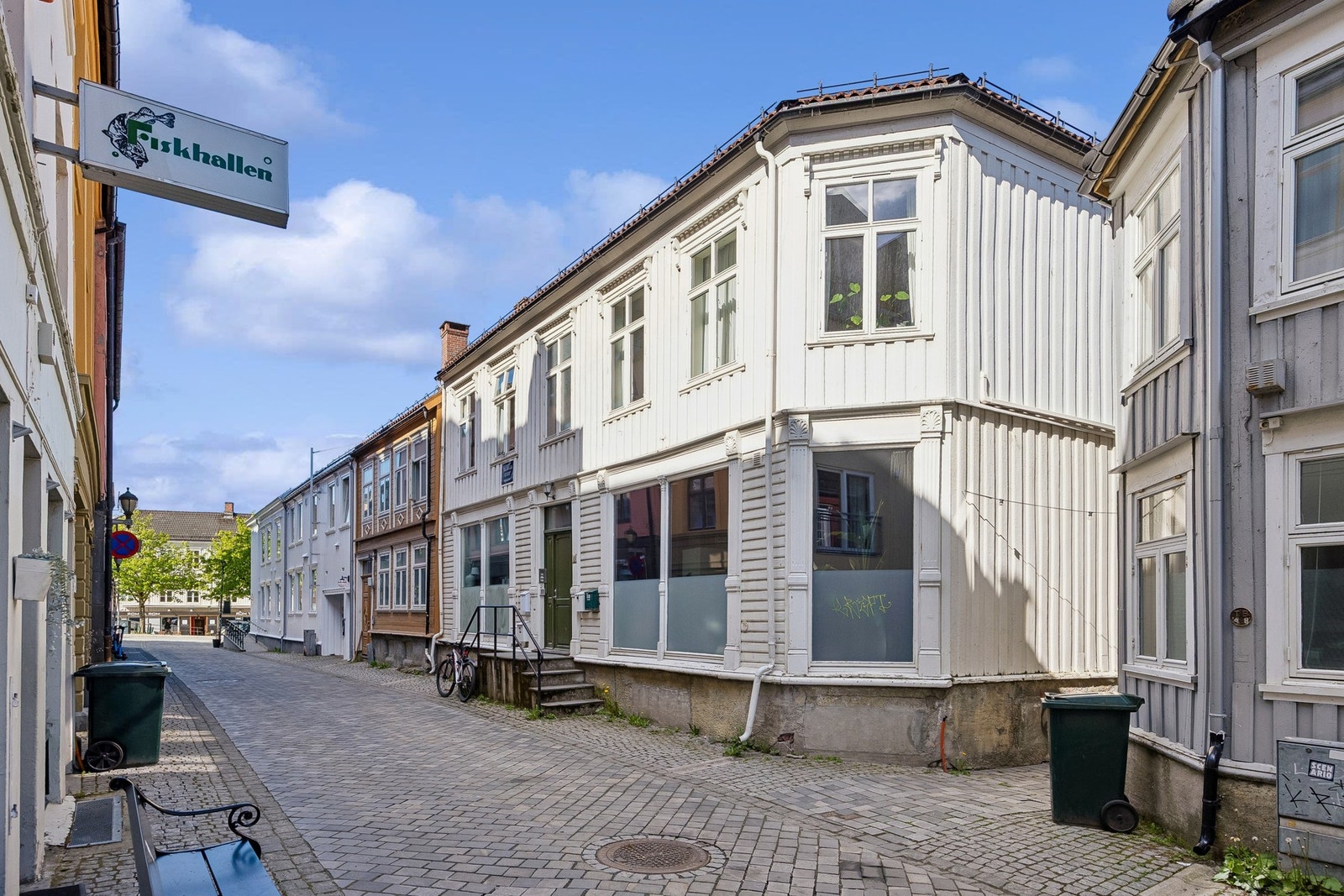 Eiendommen ligger i et attraktivt område midt i Trondheim sentrum. Galleribilde