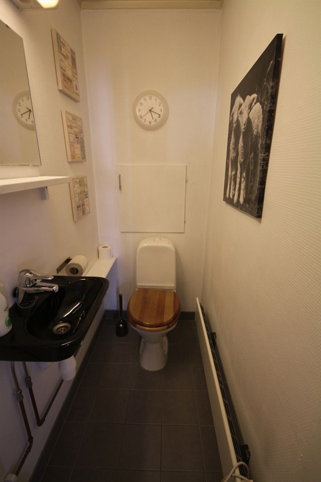 Praktisk separat toalettrom. Galleribilde