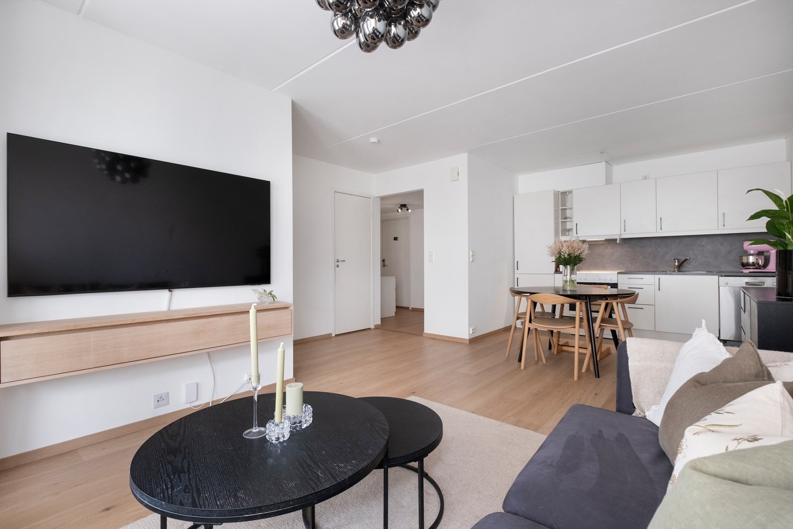 Stue/kjøkken Galleribilde
