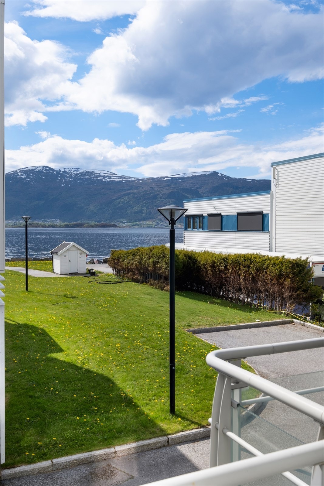 Utsikt fra terrassen Galleribilde