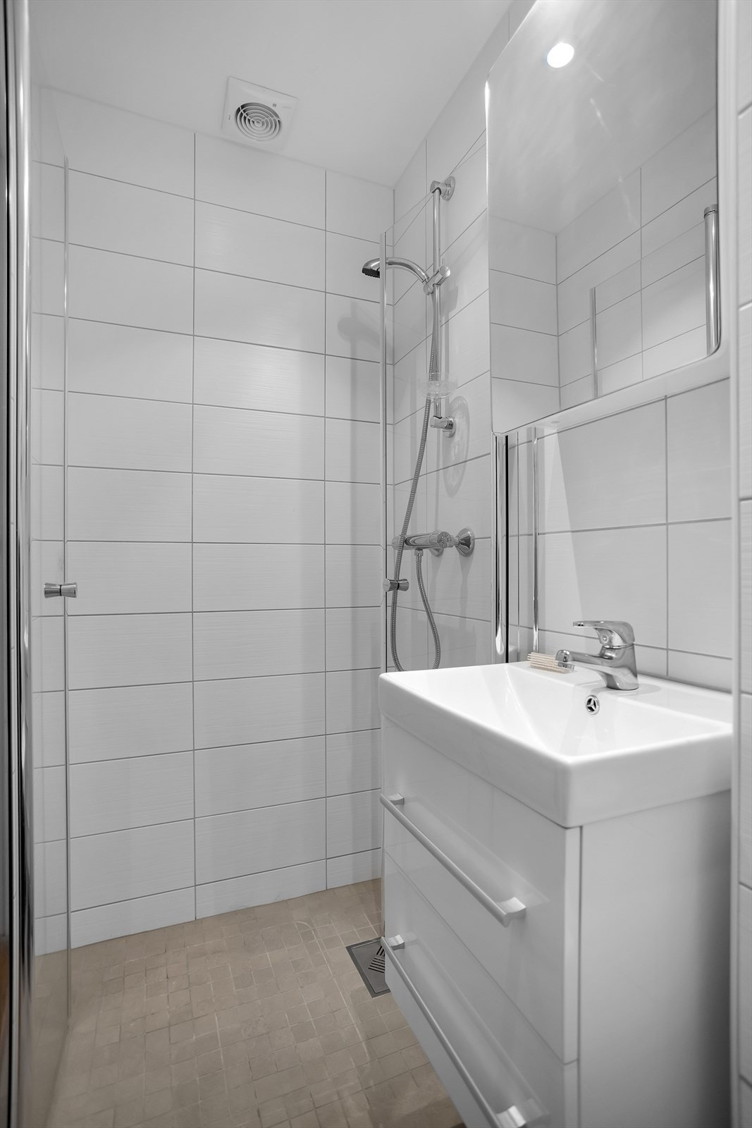 Badet er renovert i 2016! Galleribilde