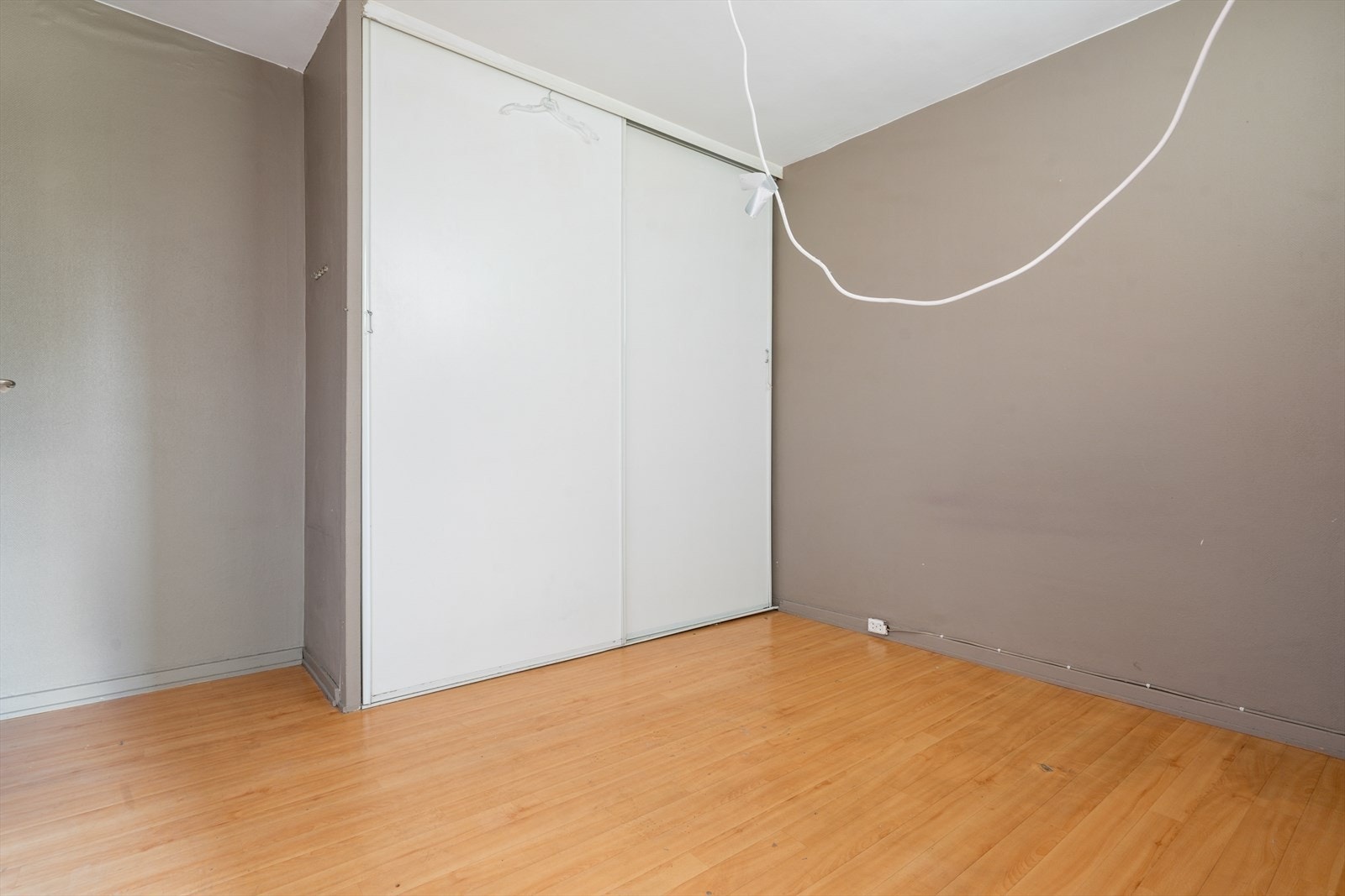 God plass til garderobe. Galleribilde