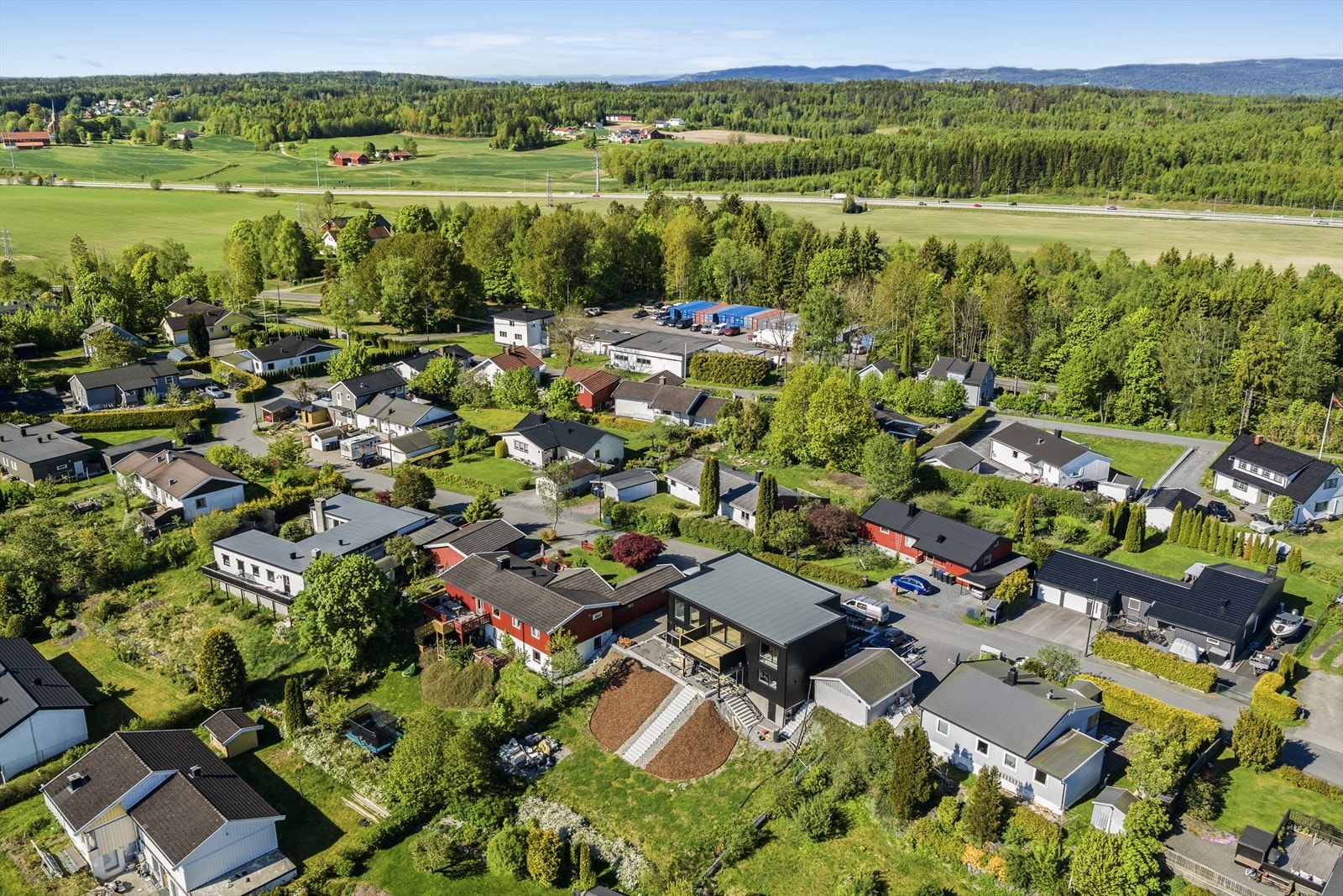 Området byr på gode turmuligheter med nærhet til skog og mark. Galleribilde