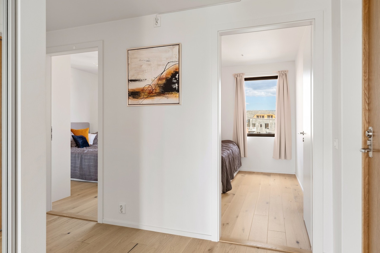 Balansert ventilasjonsanlegg med varmegjenvinning. Filtre er skiftet hvert halvår, og senest i mars 2026. Det er i tillegg utført rens av ventilasjonskanaler i regi av sameiet i 2026 Galleribilde