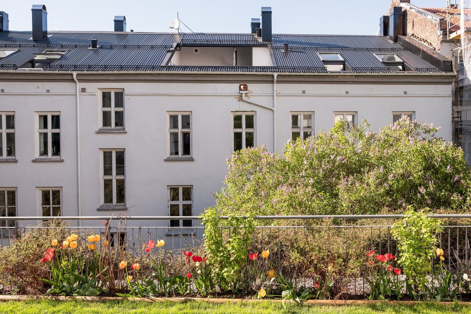 Bygården Galleribilde