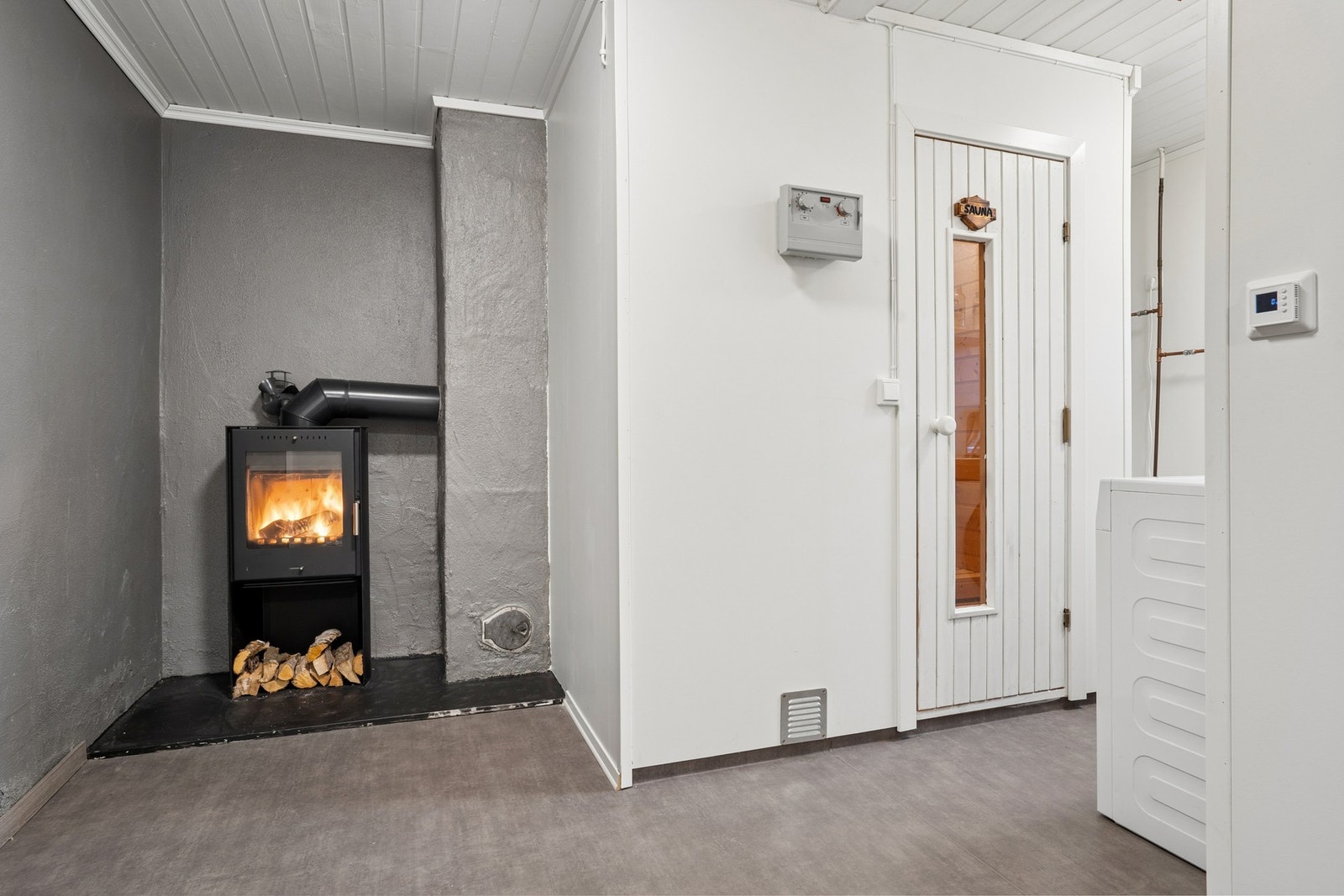Peis i kjeller. Galleribilde