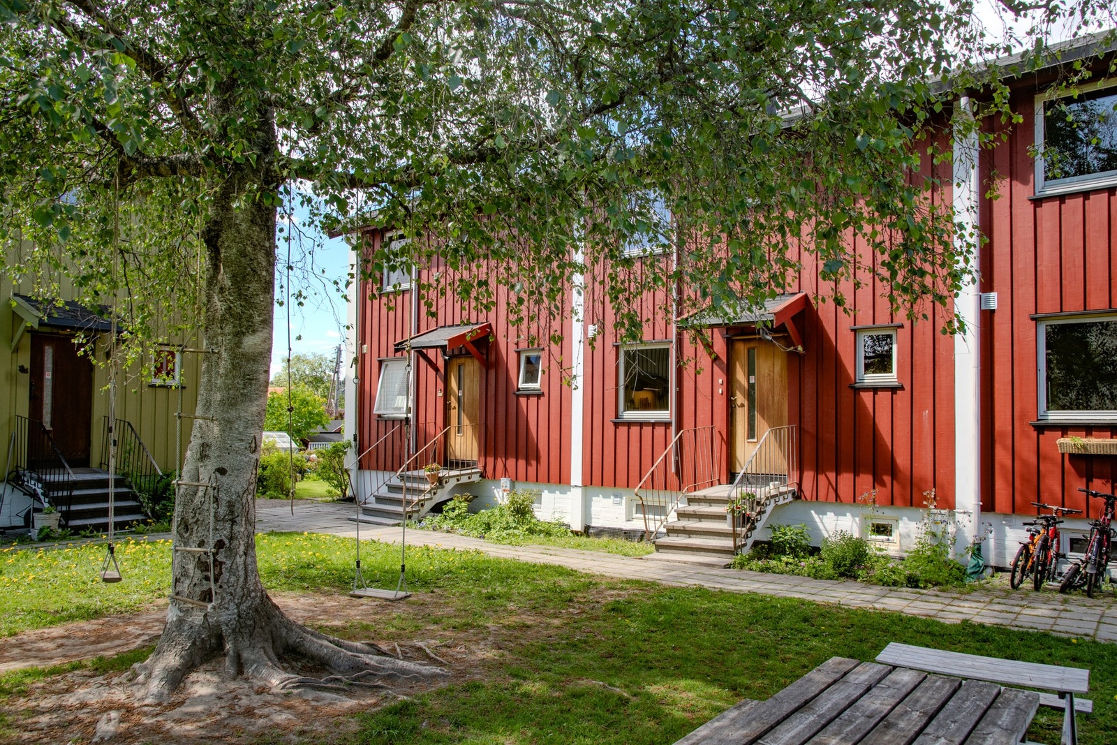 Nærhet til skoler, barnehager, offentlig transport og et rikt utvalg av fasiliteter. Galleribilde