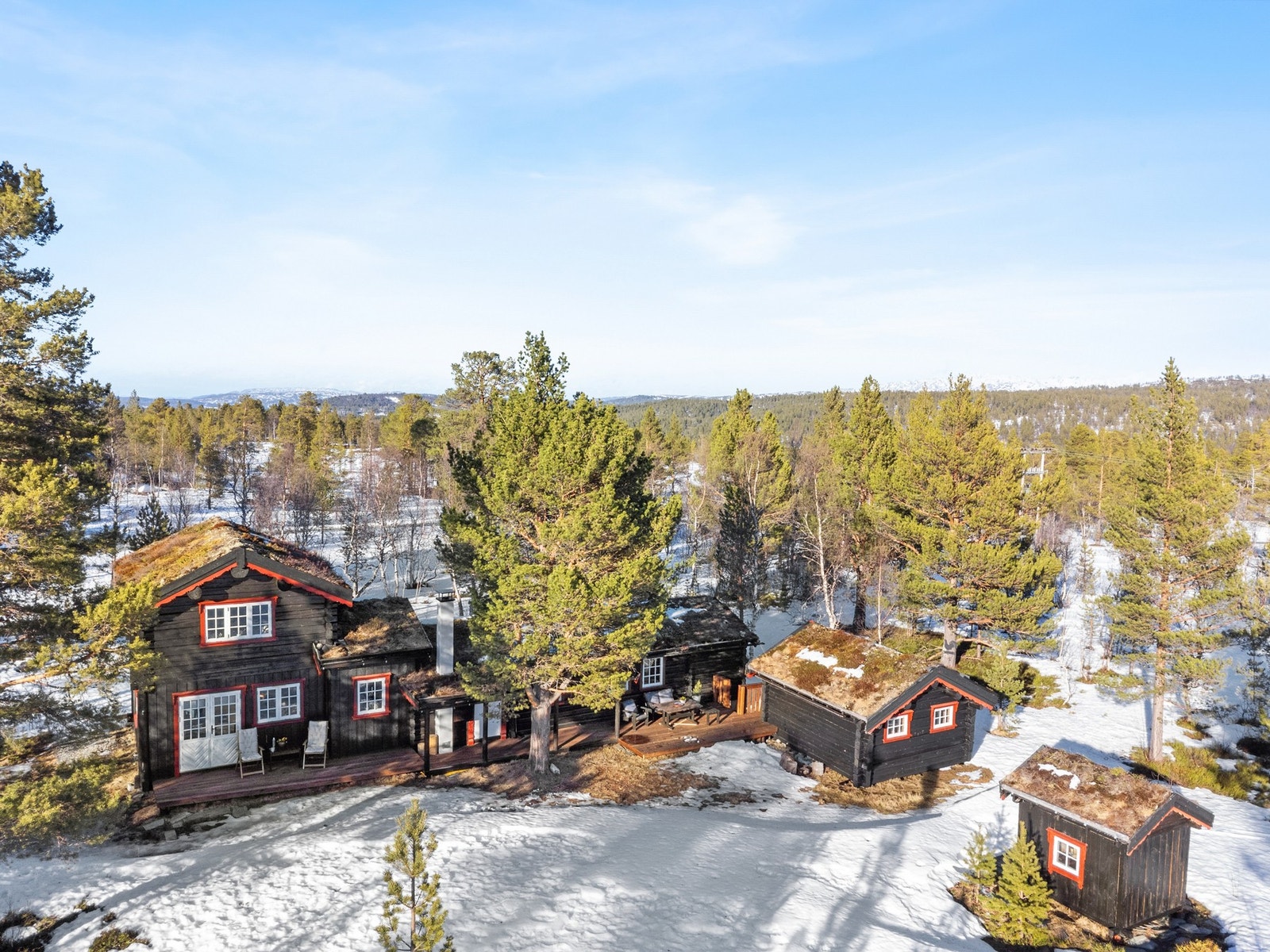 Flott eiendom med usjenert og landlig beliggenhet. Galleribilde