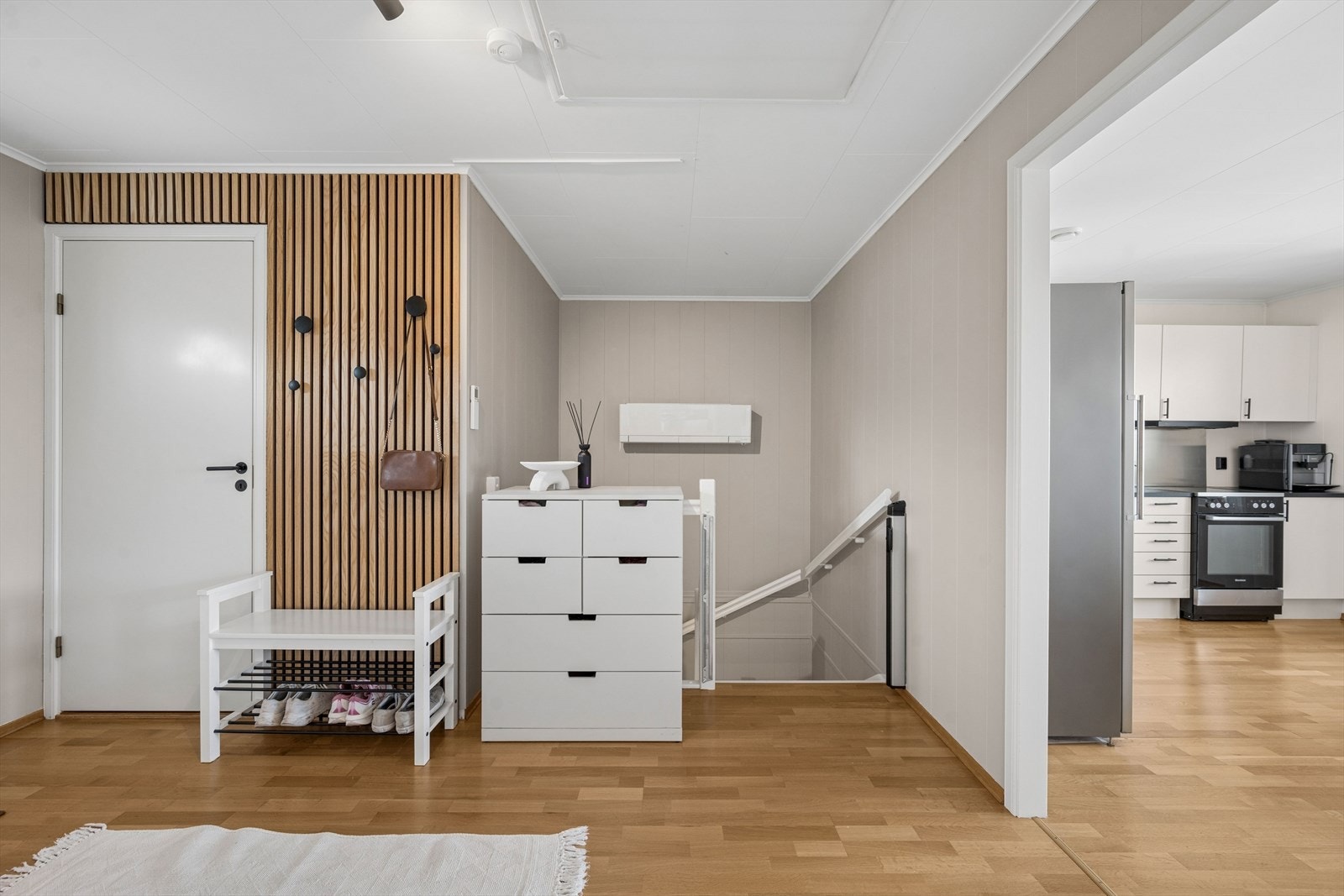 Montert varmepumpe i trapperommet. Galleribilde