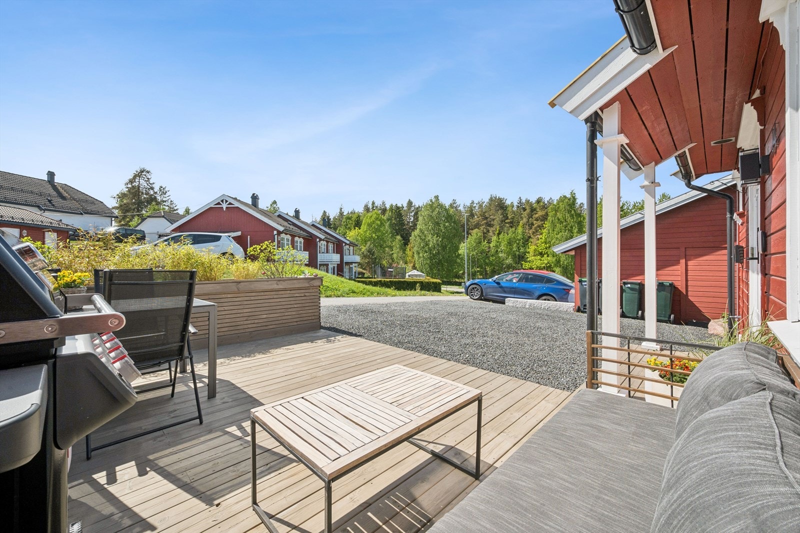 Det er god plass til utemøblement, grill og beplantning. Galleribilde