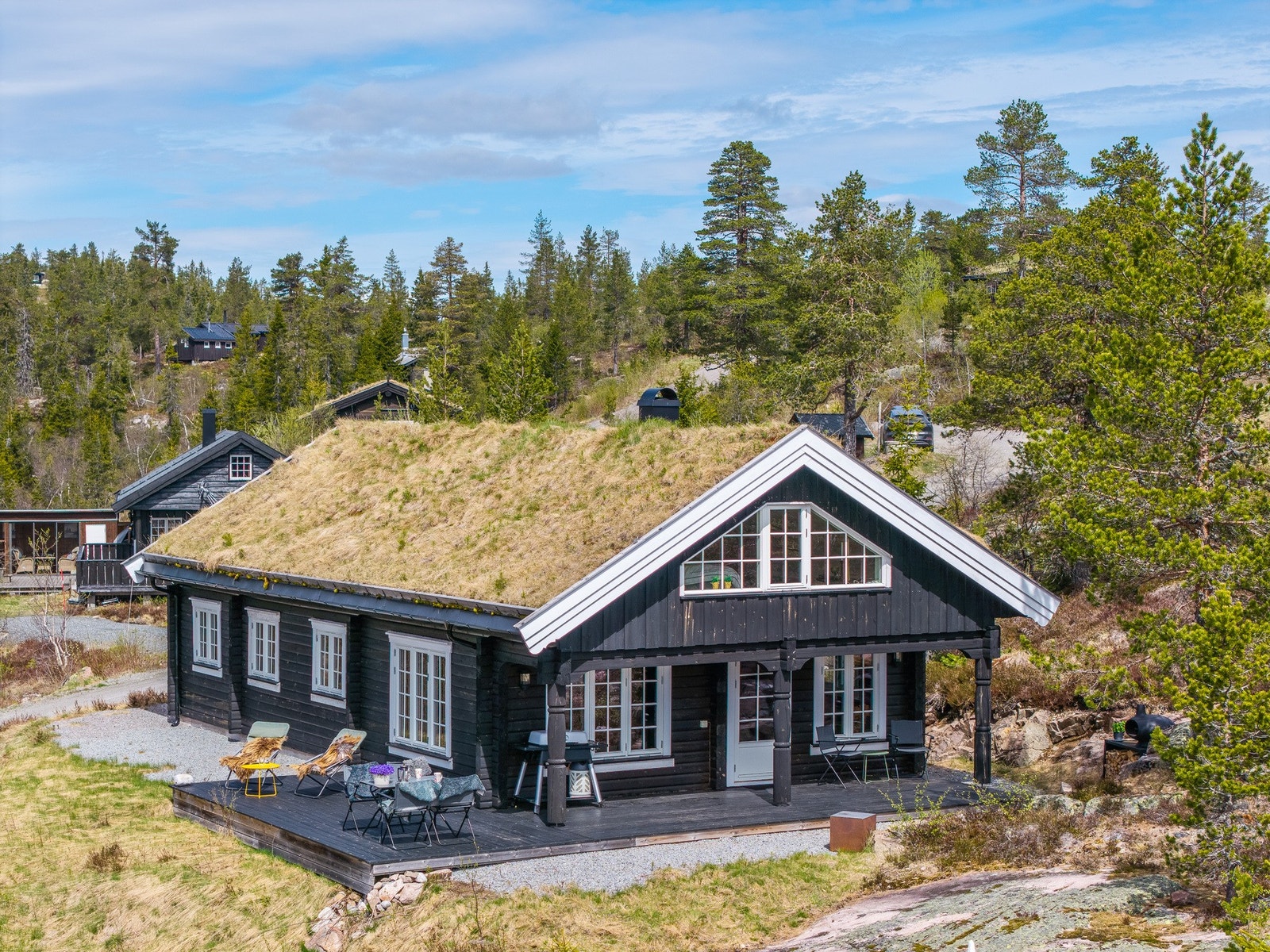 Ligger meget rolig til i et hyggelig hyttefelt Galleribilde