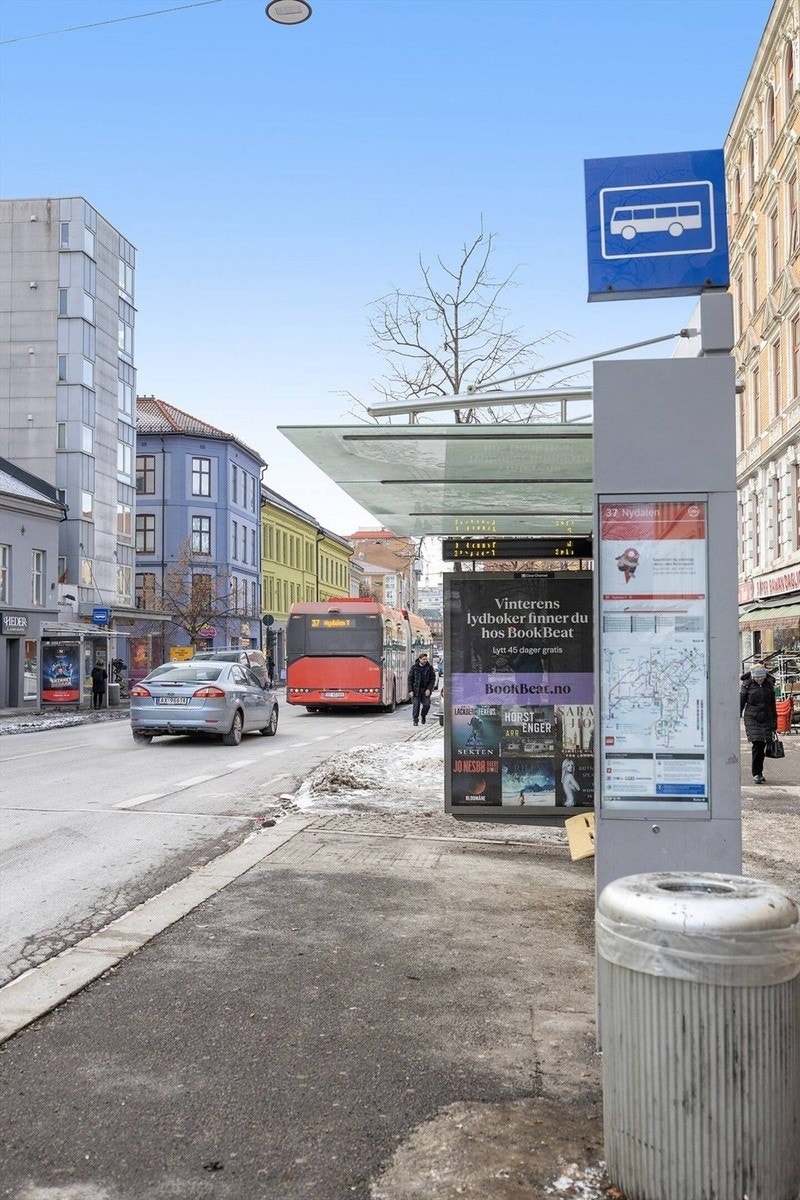 Tøyengata bussholdeplass Galleribilde