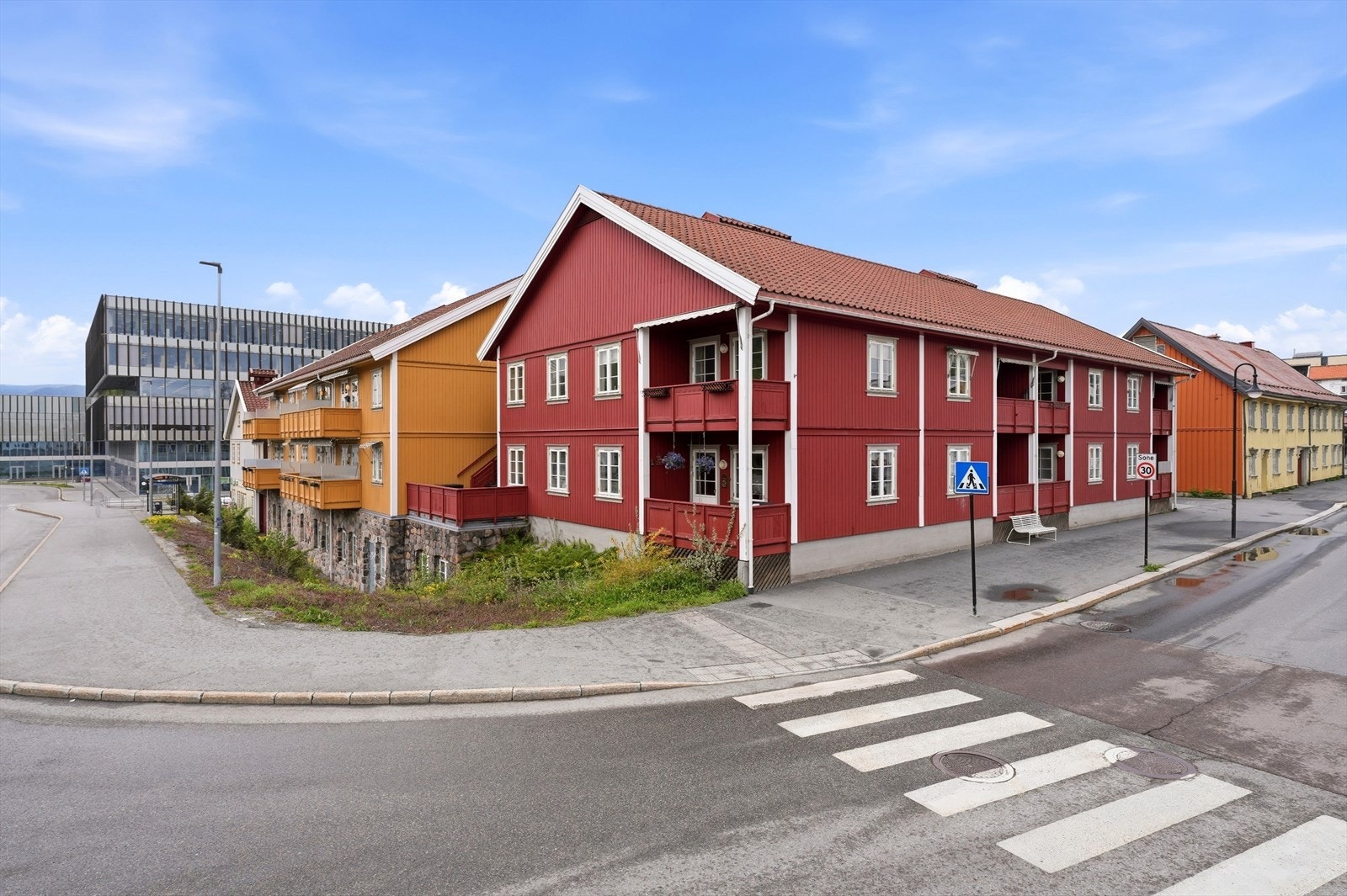 Her har du umiddelbar nærhet til USN Galleribilde