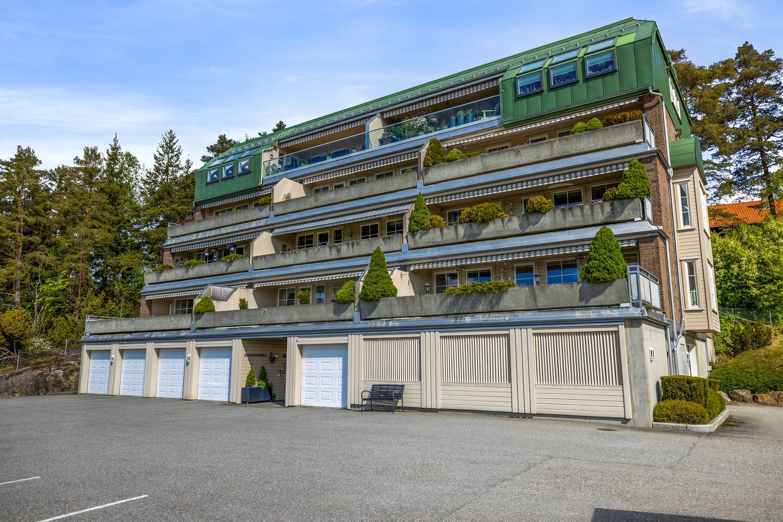 Parkering i 1.etg. Galleribilde