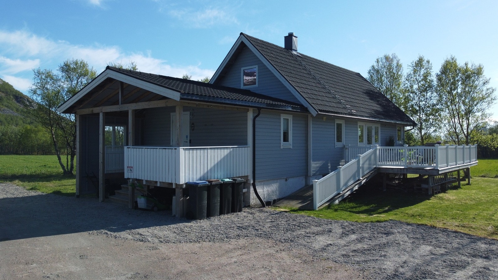 Gode parkeringsforhold på egen tomt. Galleribilde