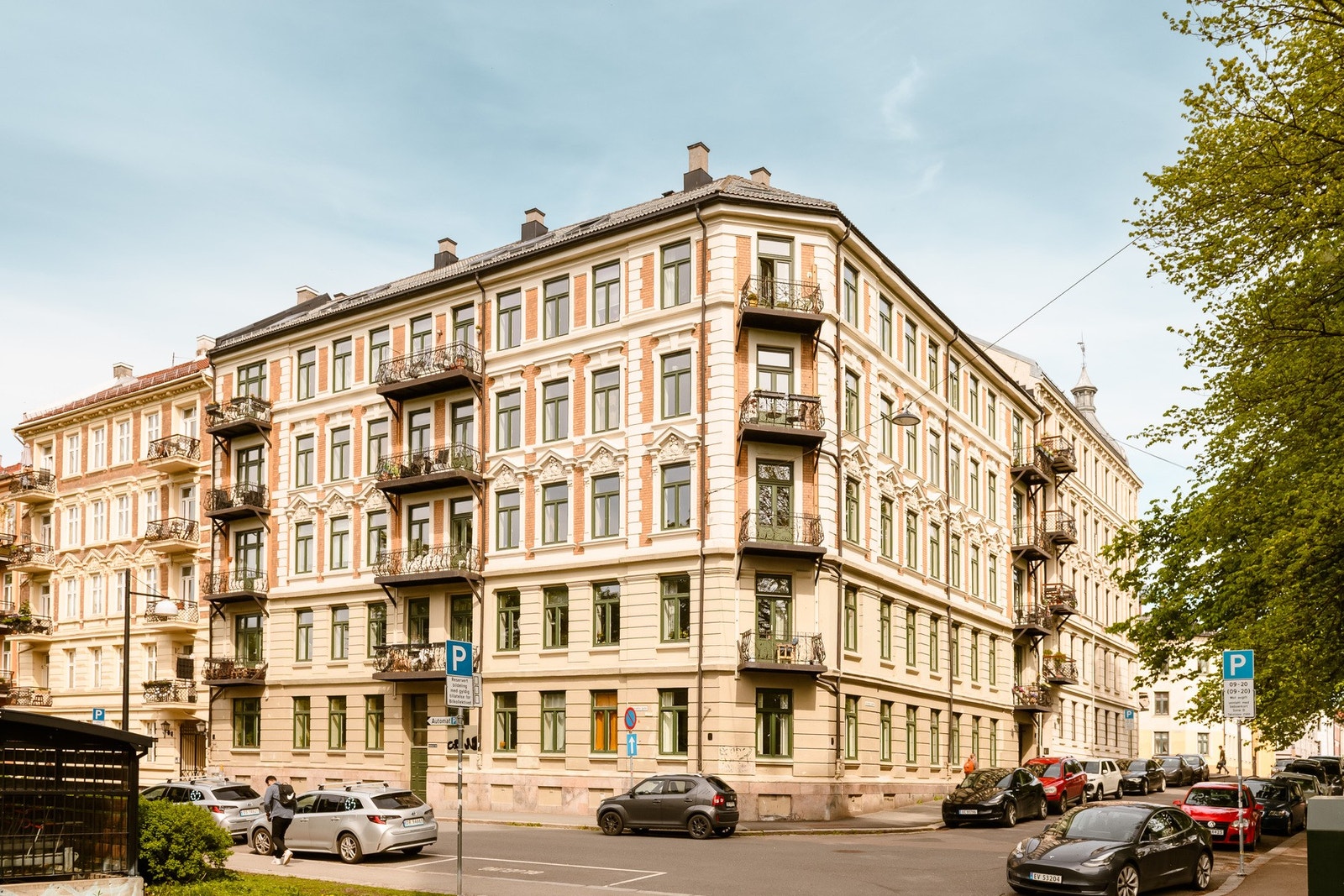 Fra Marselis' gate er det kort gangavstand til både trikk, buss, butikker og servicetilbud. Galleribilde