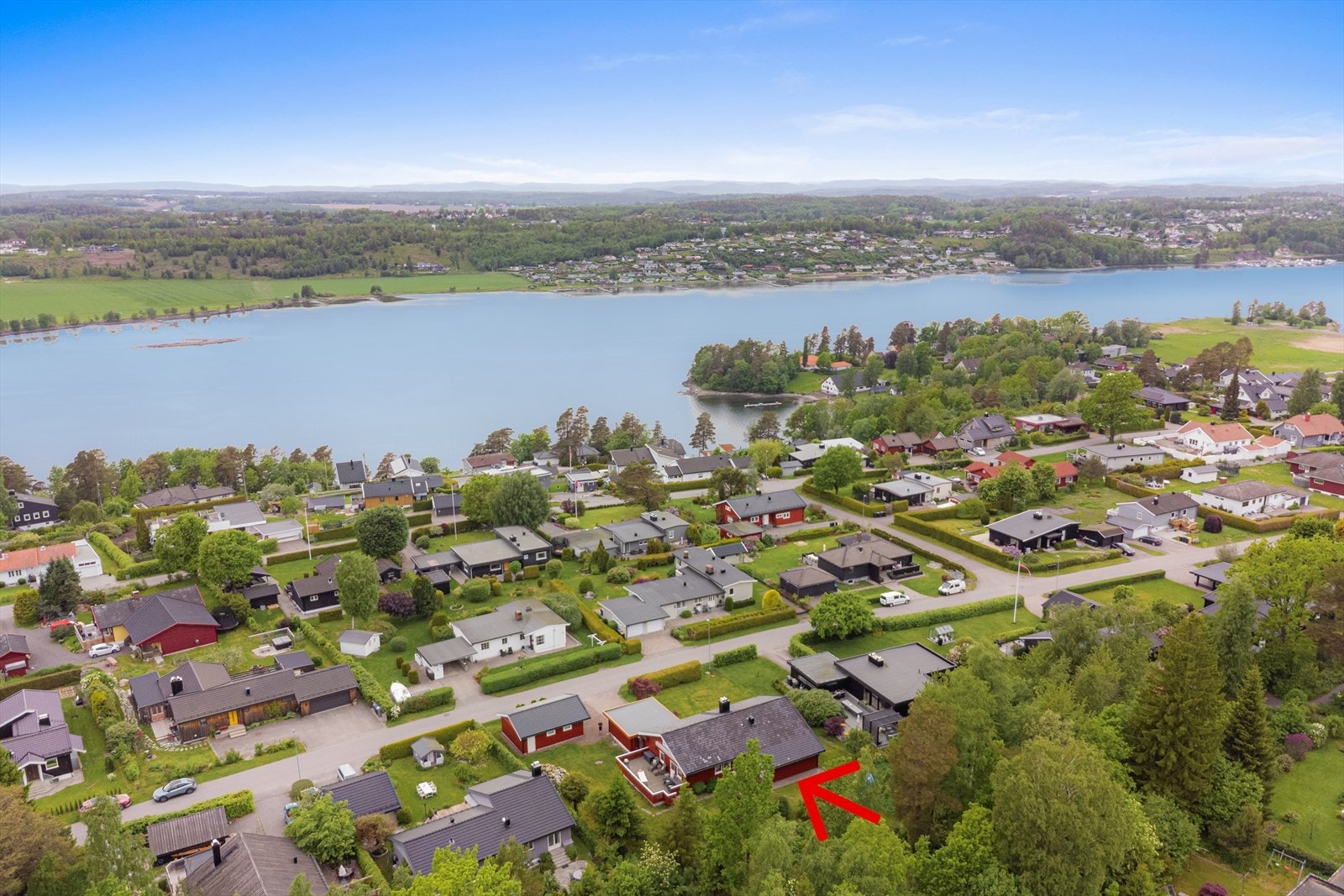 Eiendommen har god beliggenhet i Vestskogen på Nøtterøy. Galleribilde