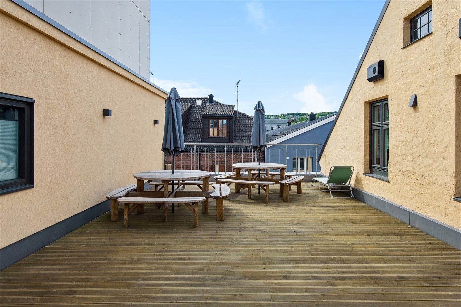 Sameiet har en felles takterrasse i 3. etasje som kan benyttes av beboerne. Galleribilde