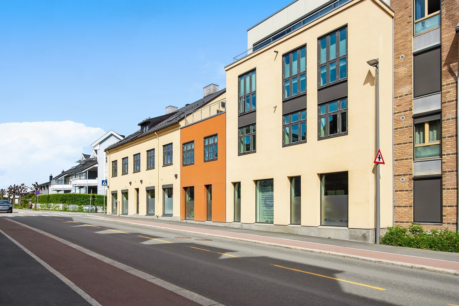 Med en svært sentral beliggenhet er det gangavstand til CC Gjøvik, dagligvarebutikker og Gjøvik stasjon. Galleribilde