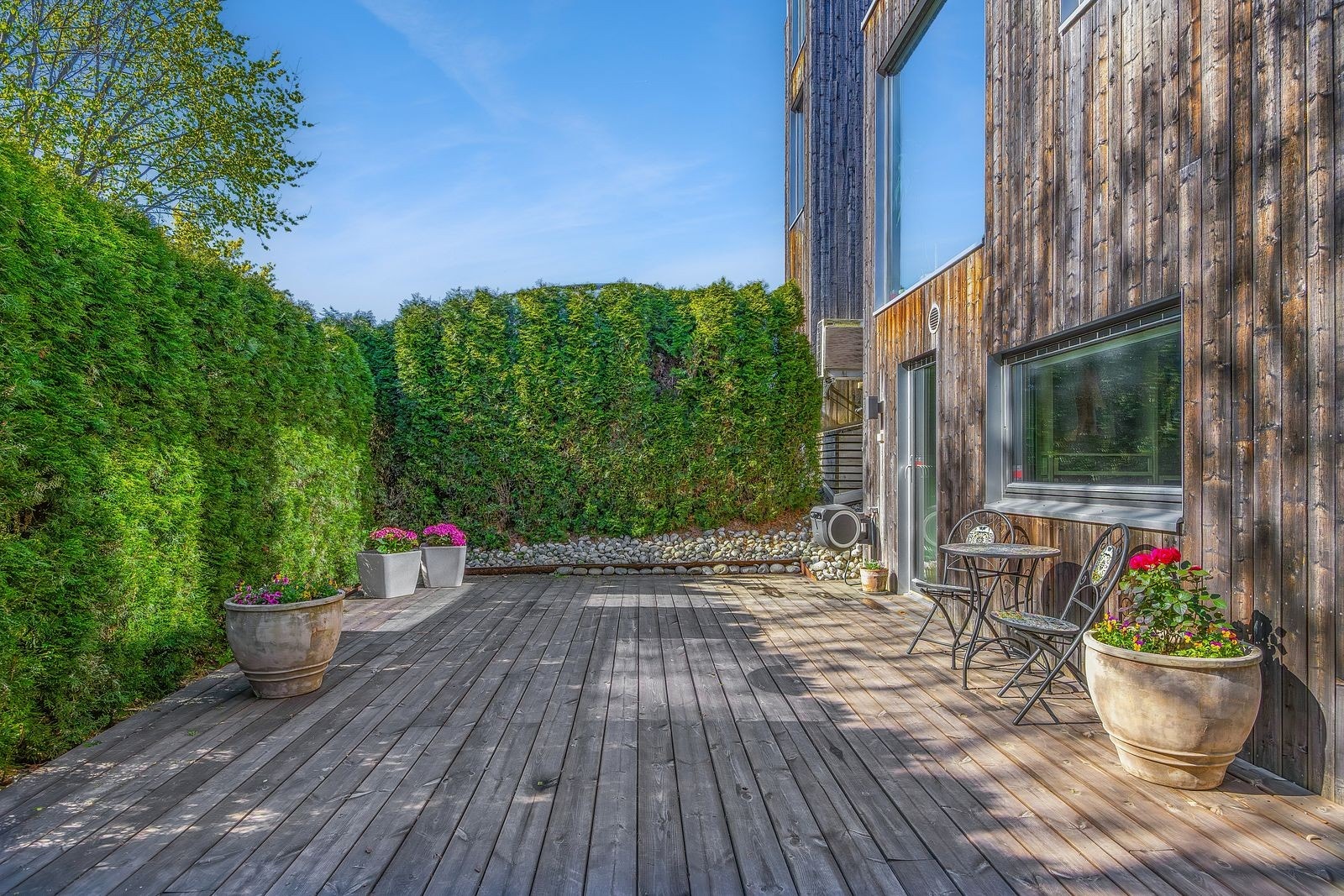 Terrasse utenfor hovedsoverom | Skjermet og lun Galleribilde