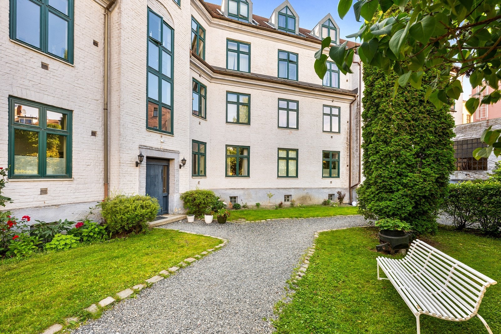 Krystallpalasset er kjent for sitt utrolig gode naboskap - dette er en gård det er enkelt å bli glad i, men desto vanskeligere å forlate. Galleribilde