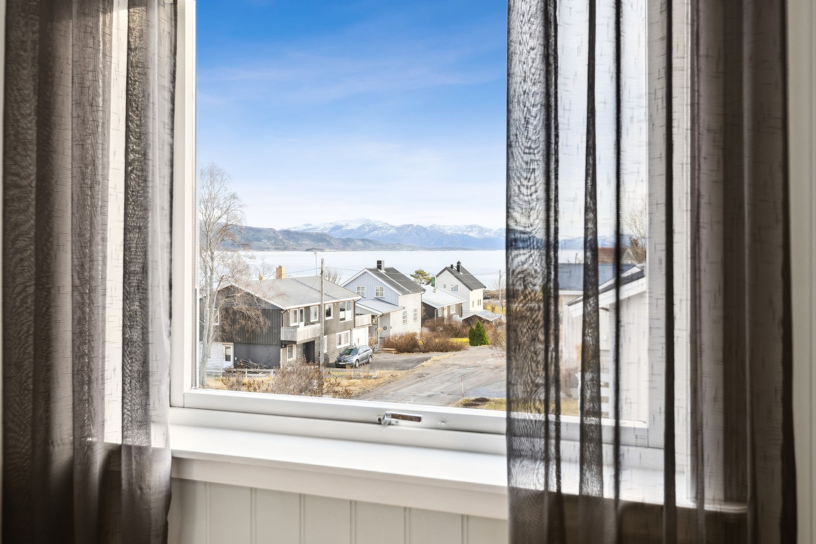 Soverom med nydelig utsikt Galleribilde