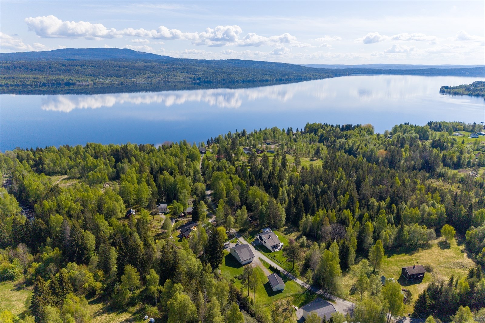 Hurdal er kjent for sine flotte tur- og friluftsmuligheter, med et rikt nettverk av stier og skiløyper. Galleribilde