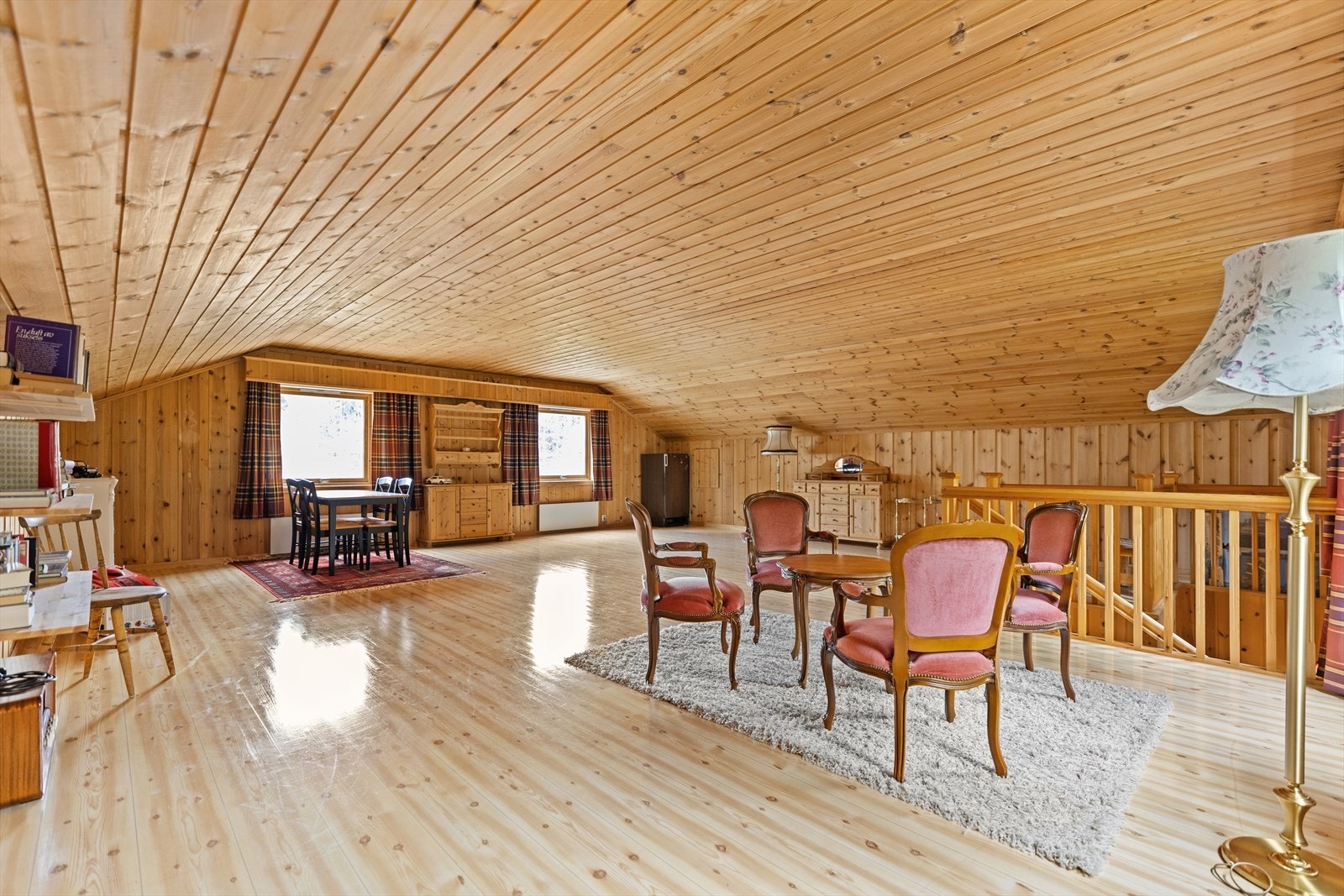 Et stort og fleksibelt rom med god lagringsplass. Galleribilde