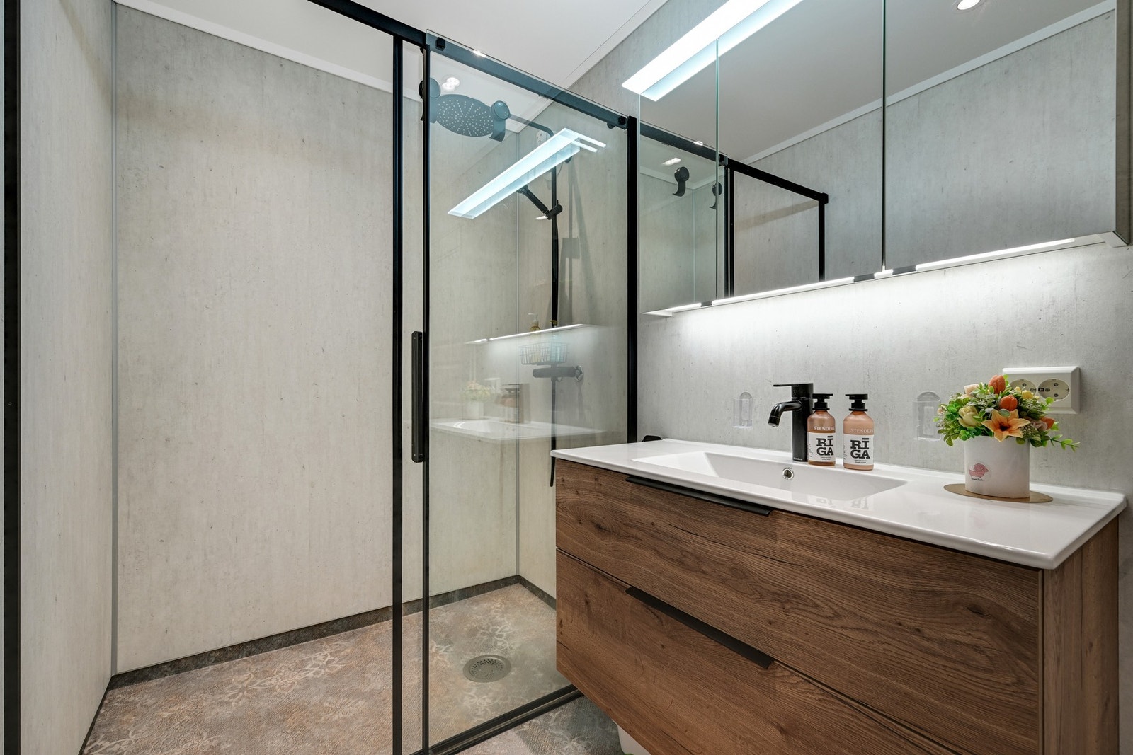 Det pene og delikate badet var nyoppusset i 2022 Galleribilde