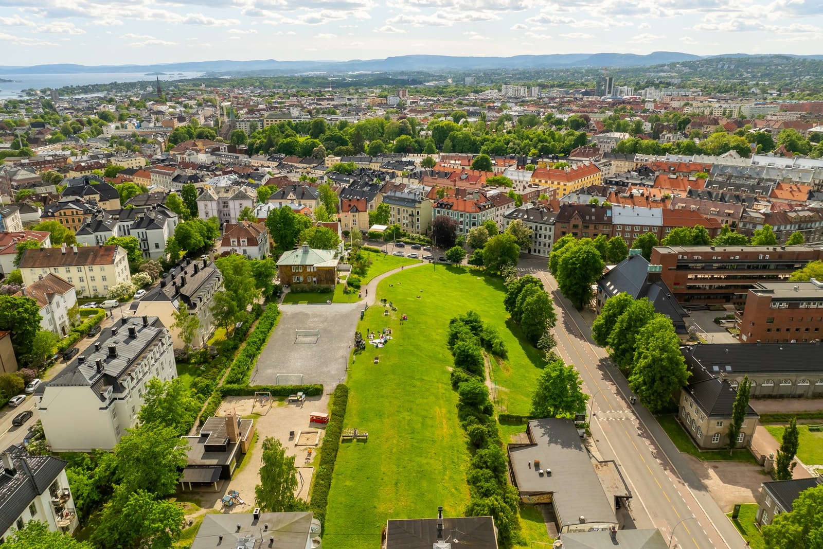 I nærområdet finner du også flotte grøntområder som Idioten park og St.hanshaugparken Galleribilde