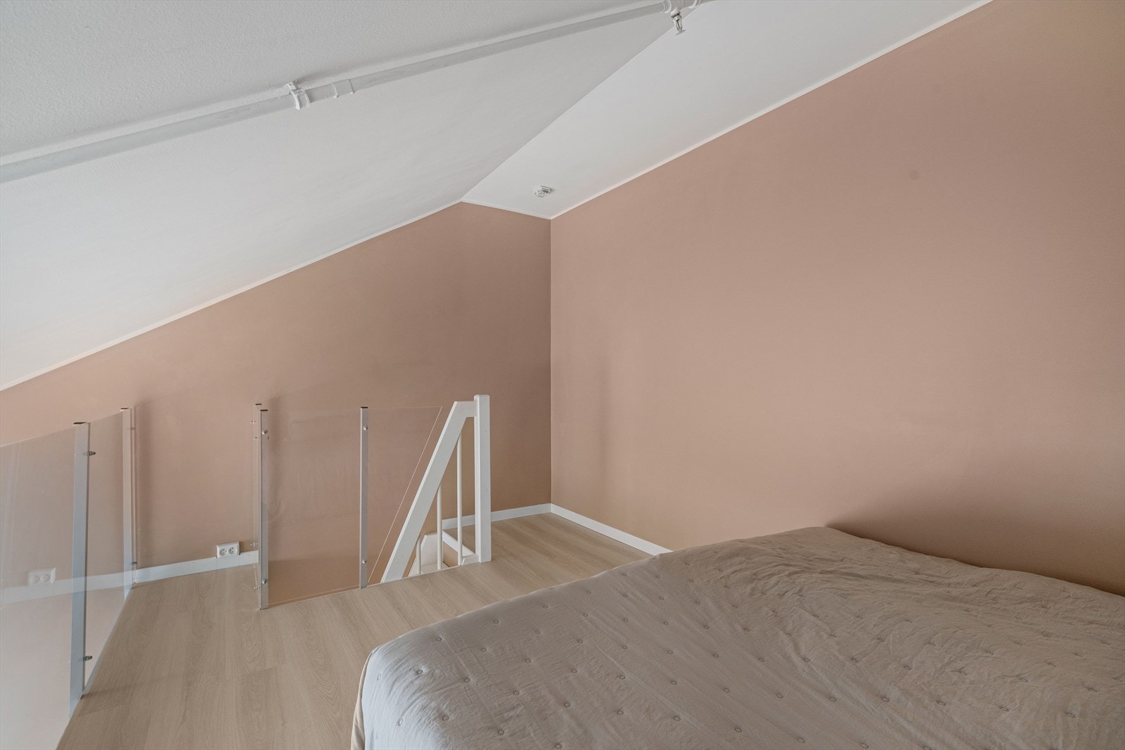 Soverom. Galleribilde