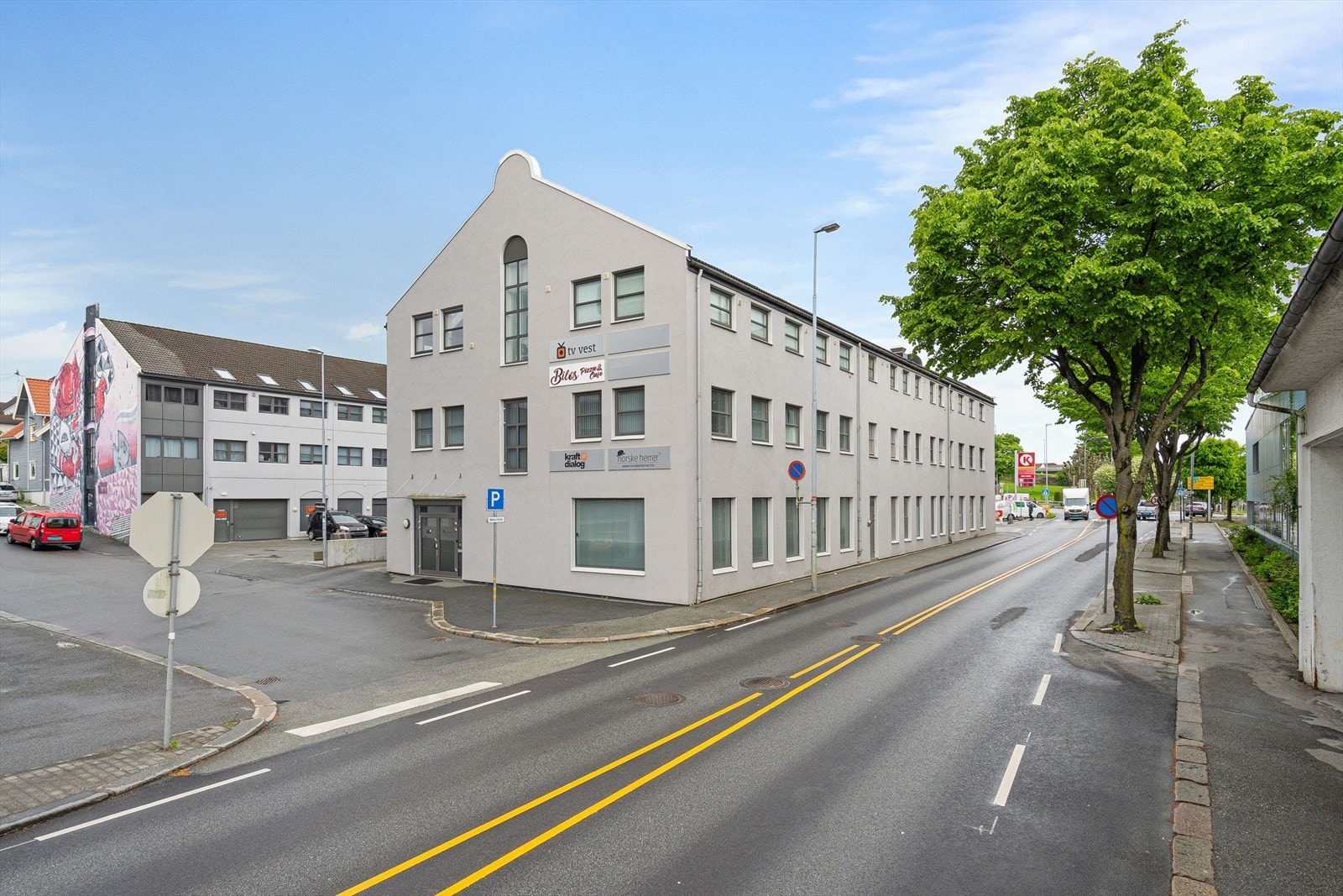 Haugesundsgata 7 har en meget attraktiv beliggenhet i et pulserende boligområde i Stavanger Øst. Galleribilde