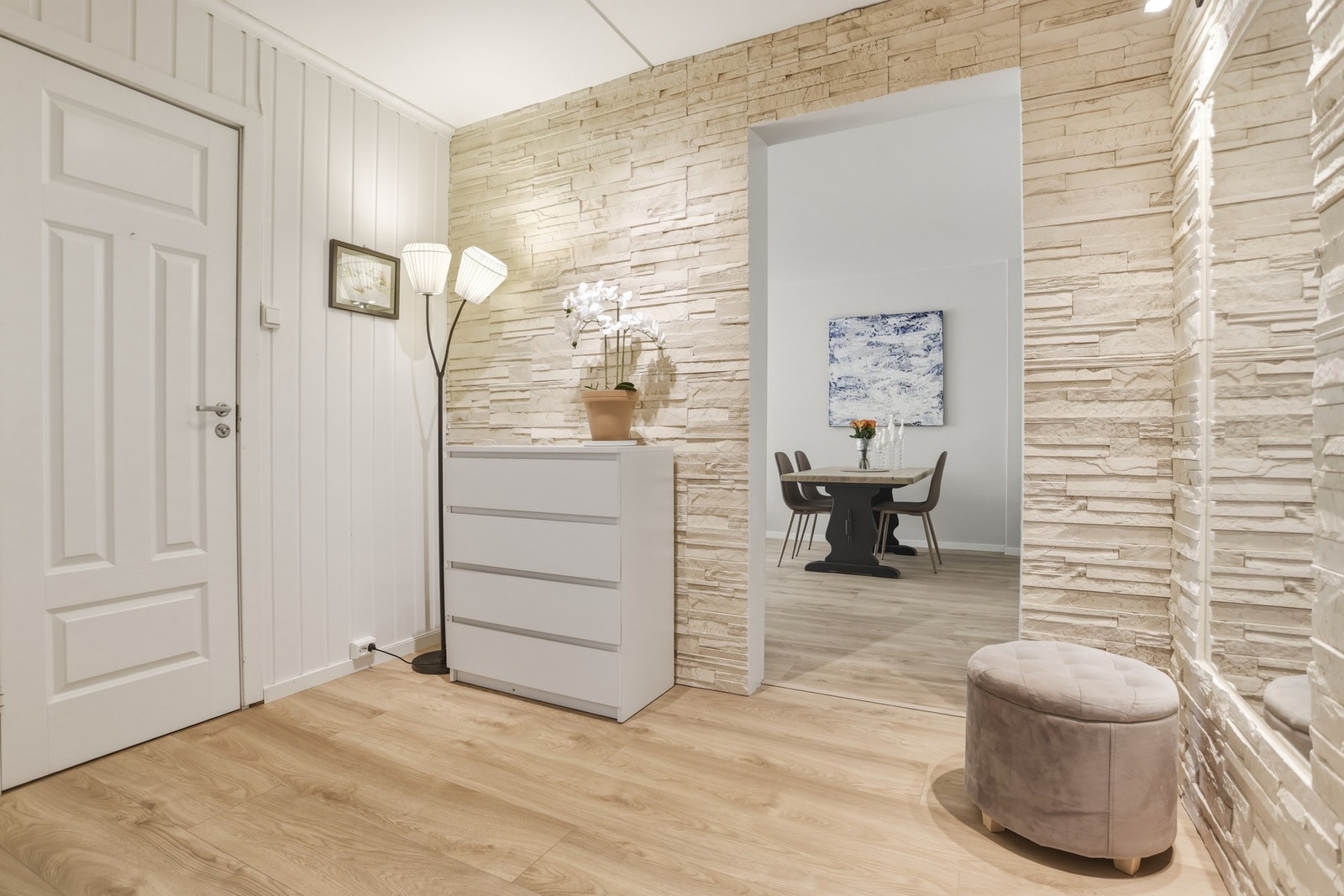 Innbydende og fin entrè Galleribilde