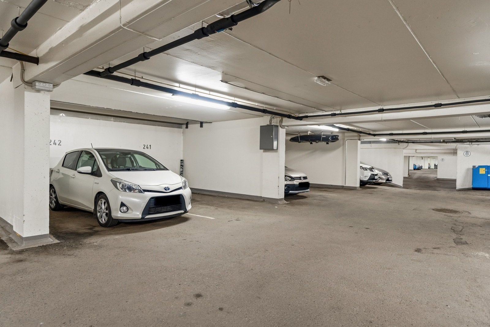 Mulighet for garasjeplass Galleribilde