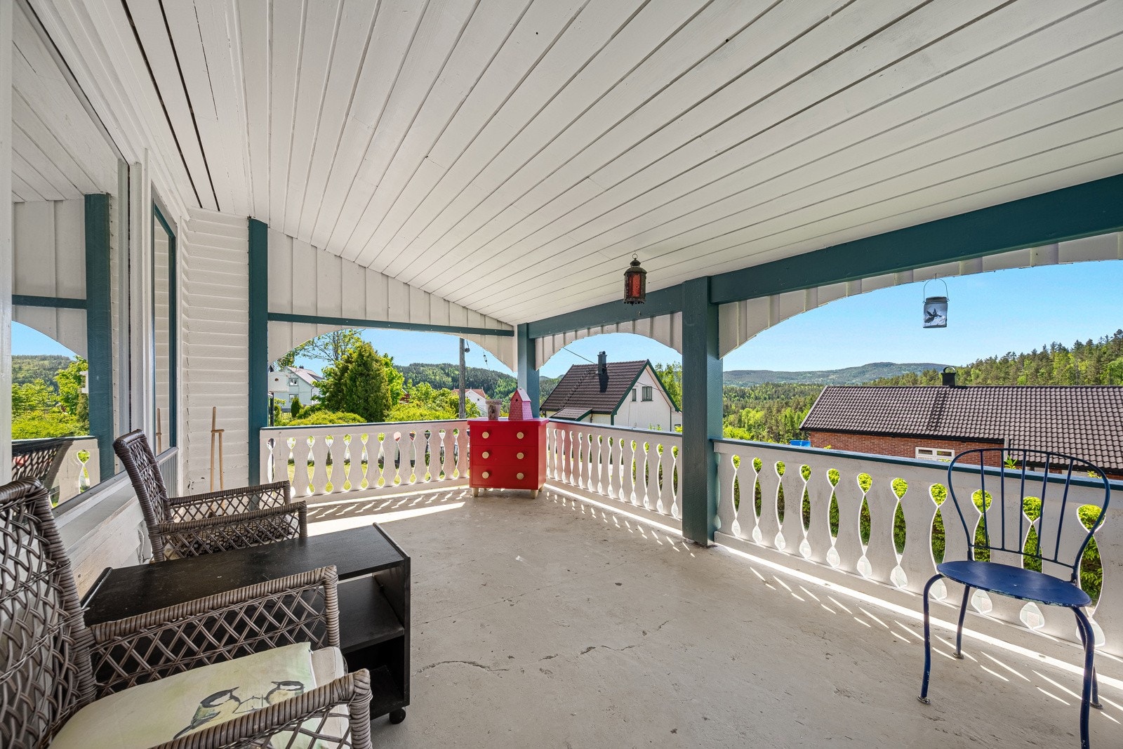 Vestvendt overbygd terrasse Galleribilde