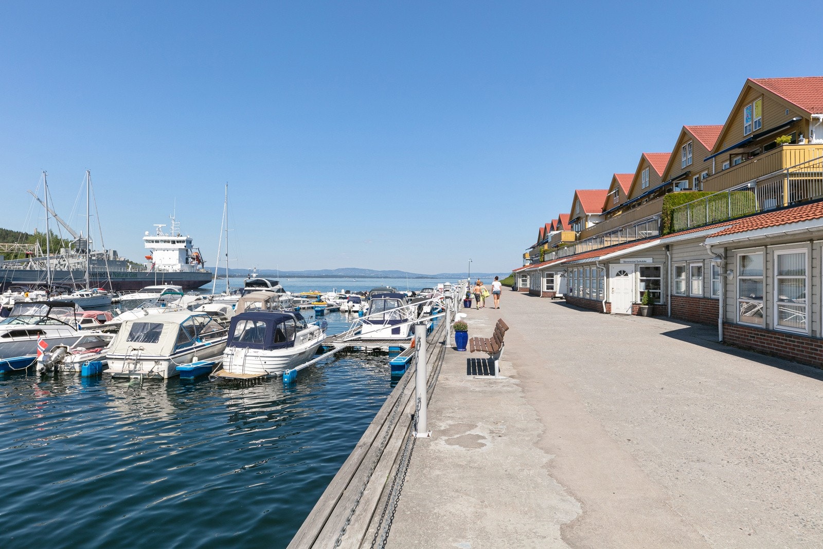 Brygga i Slemmestad Galleribilde