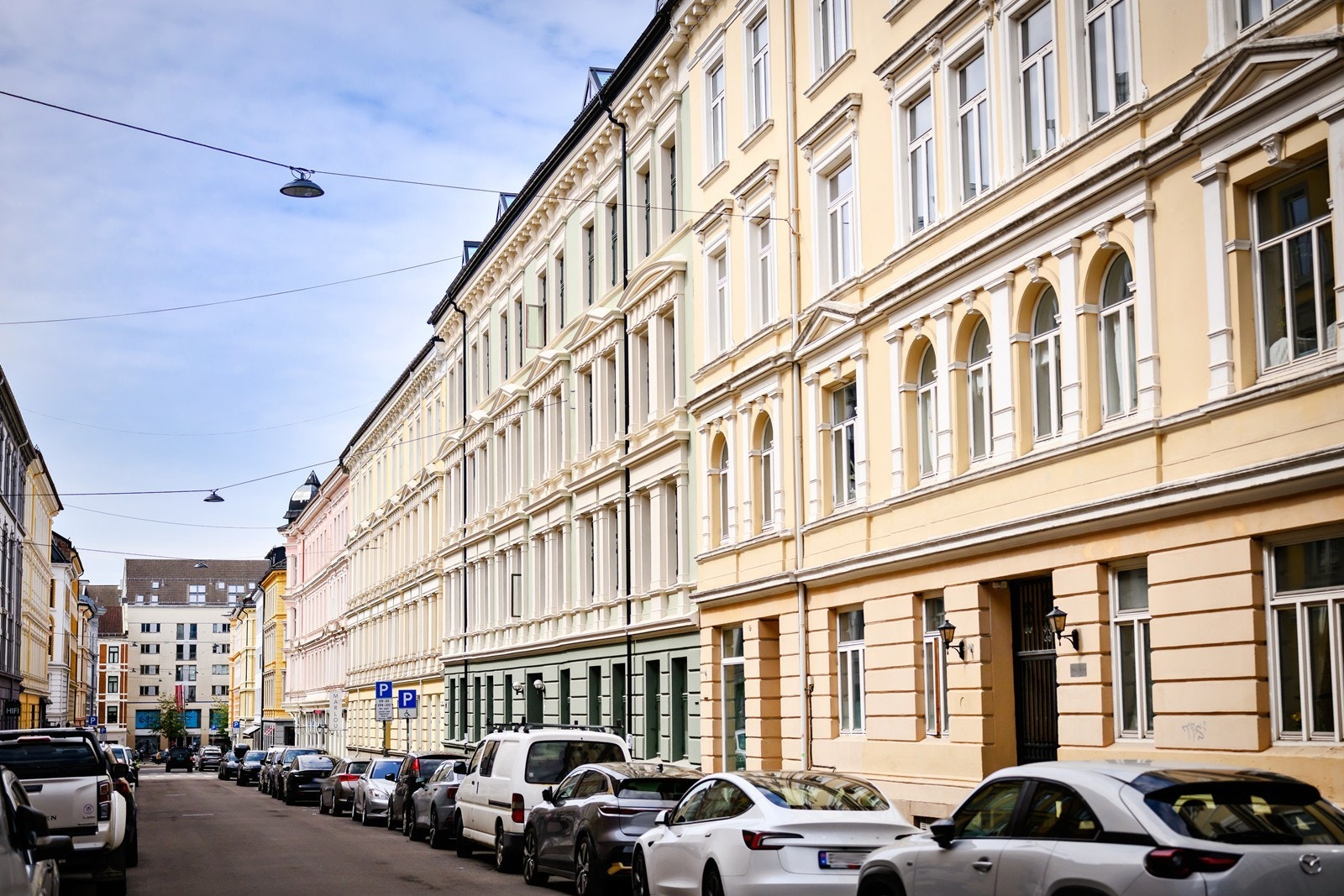 Etterspurt beliggenhet midt på Majorstuen. Tak lagt om- og fasade oppusset i 2023 Galleribilde
