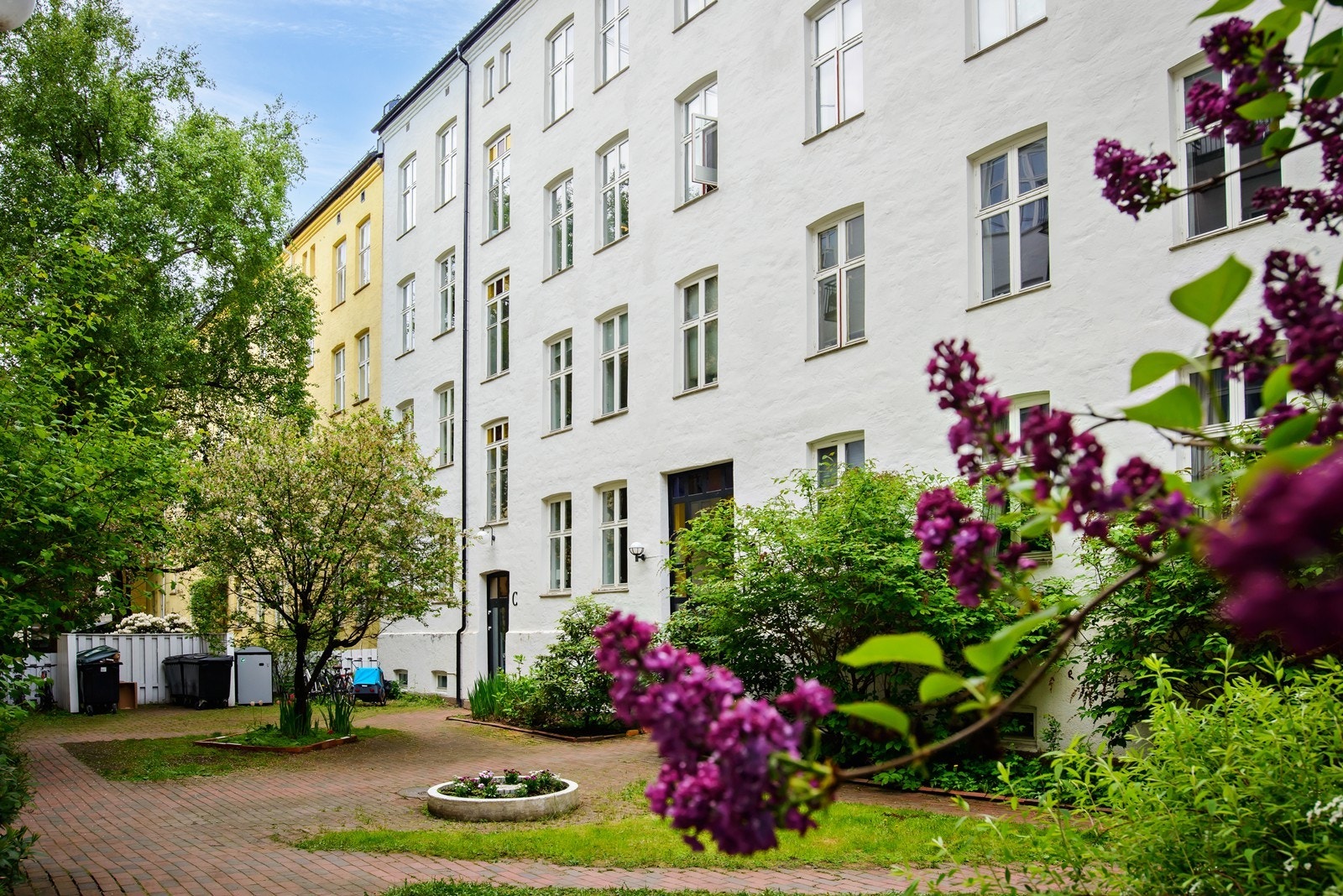Her bor man i rolige og hyggelig omgivelser Galleribilde