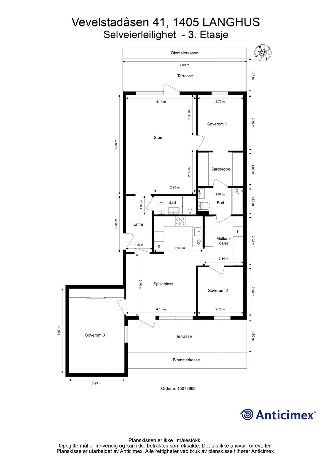Gjennomgående planløsning med tre soverom, to bad og en sosial sone med åpen løsning mellom kjøkken og spisestue. Leiligheten disponerer en bod og garasjeplass. Galleribilde