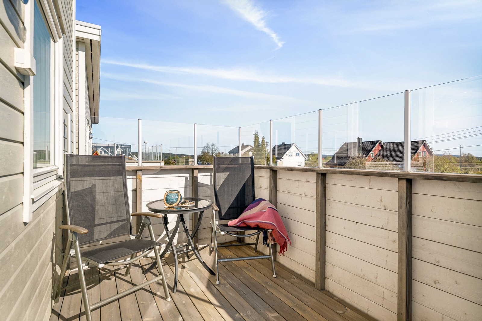 Hovedsoverommet har utgang til denne terrassen. Galleribilde