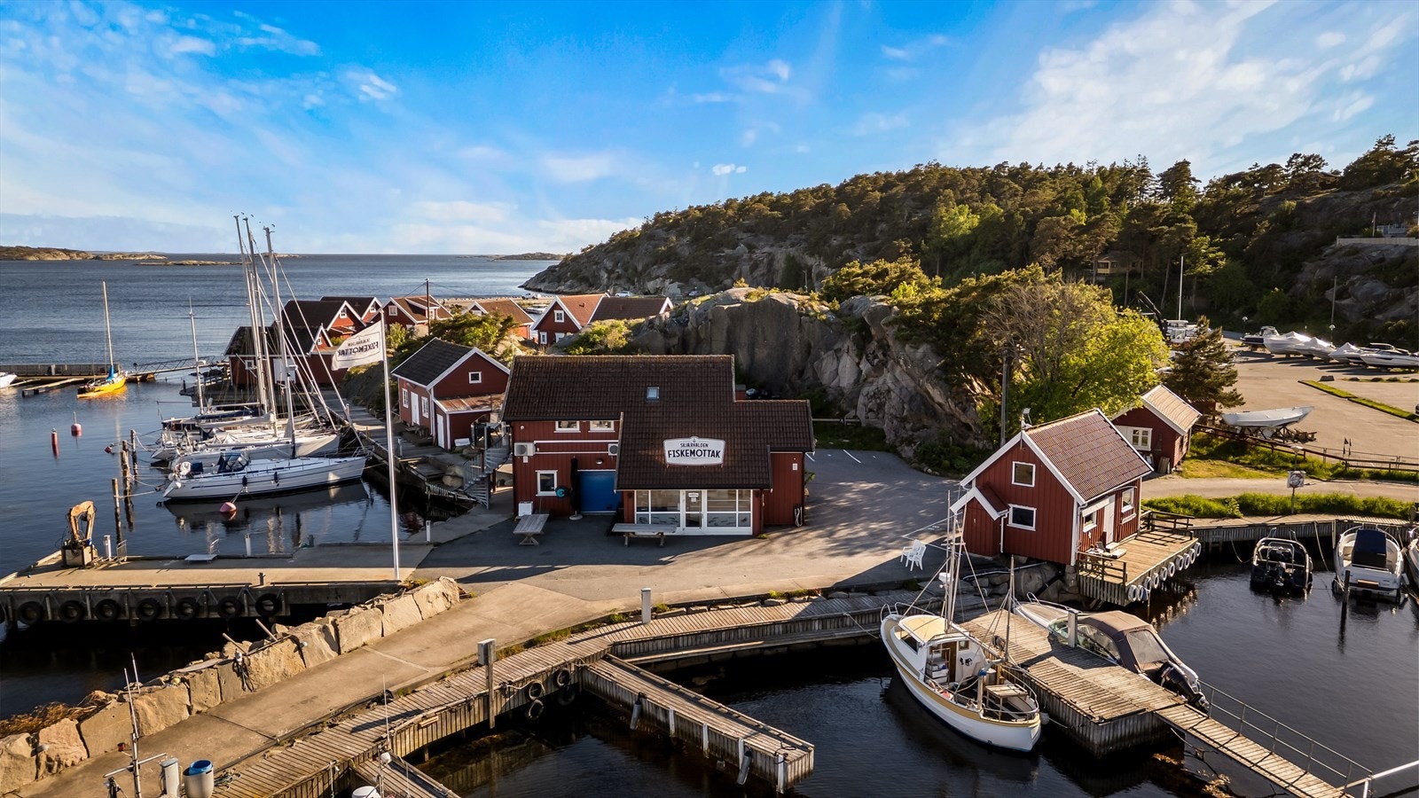 Utsikt over innseilingen til Skjærhalden. Galleribilde