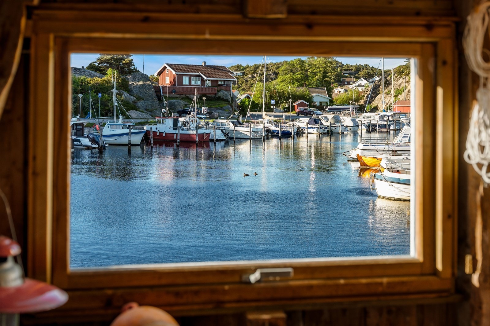 Utsyn mot det maritime miljøet på Skjærhalden. Galleribilde