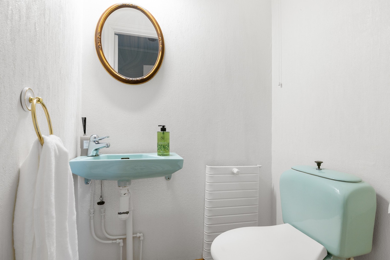 Det er et separat wc-rom i boligen. Galleribilde