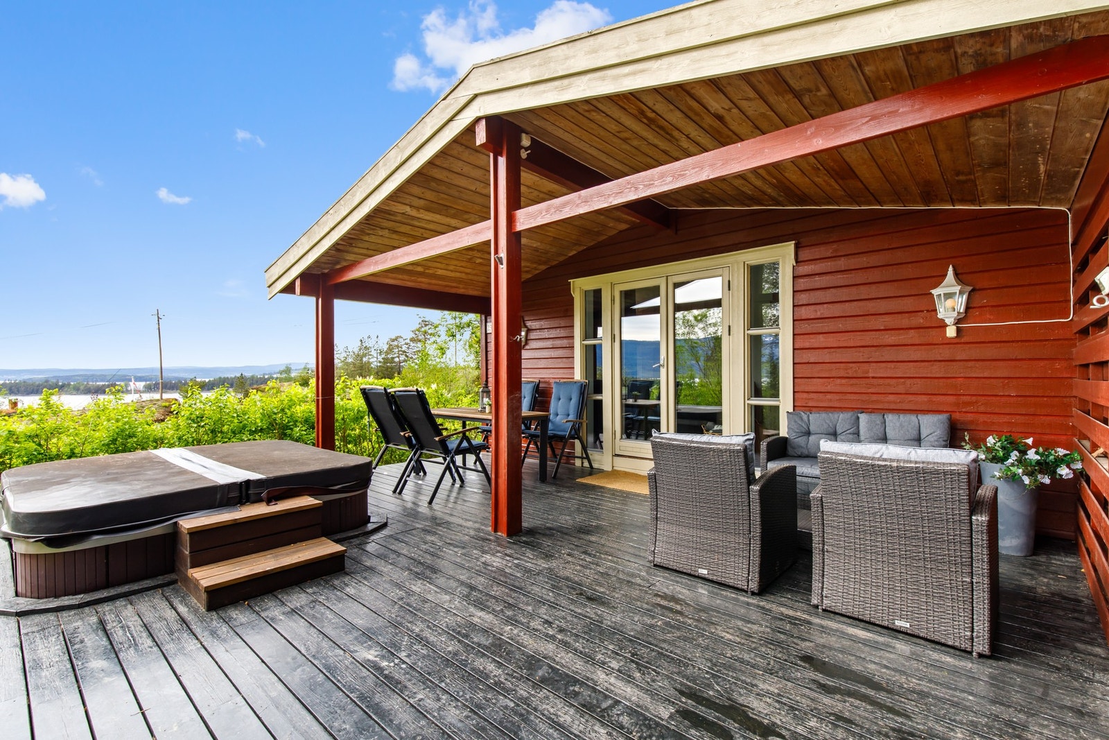 Terrasse med utsikt mot Tyrifjorden Galleribilde