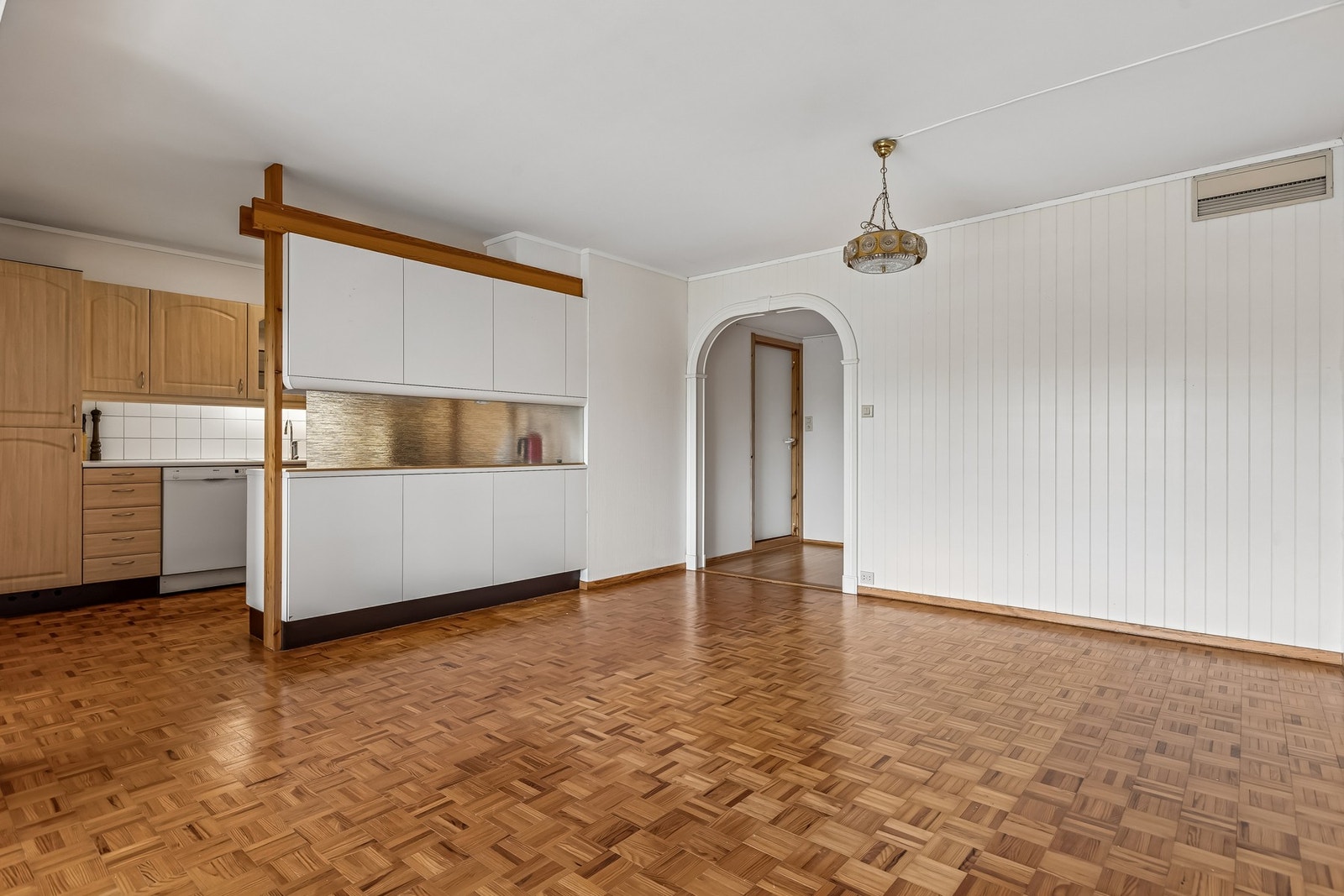 Her kan man fint innrede etter ønske og behov, alt etter hva man trenger! Galleribilde