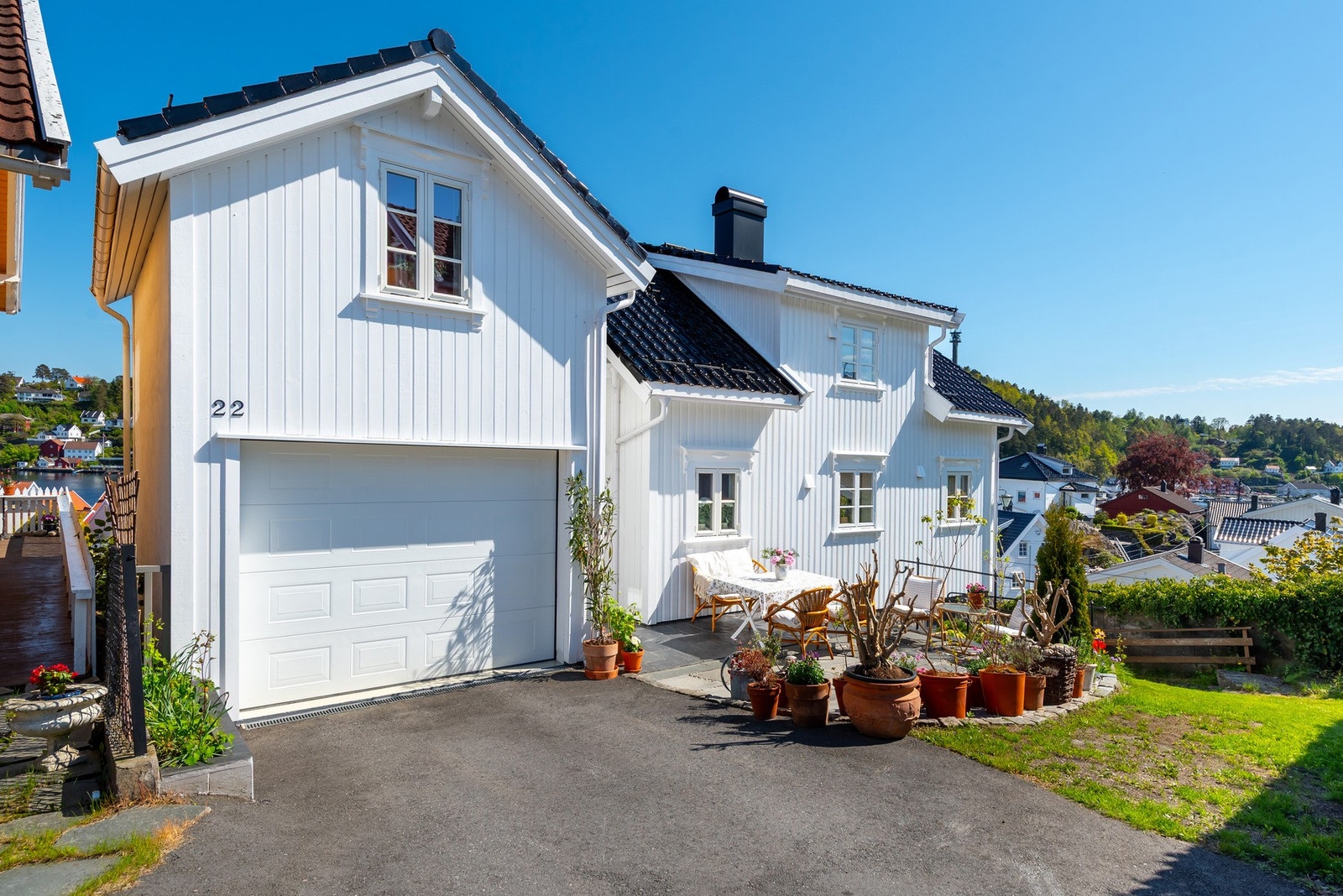 Integrert garasje. Galleribilde