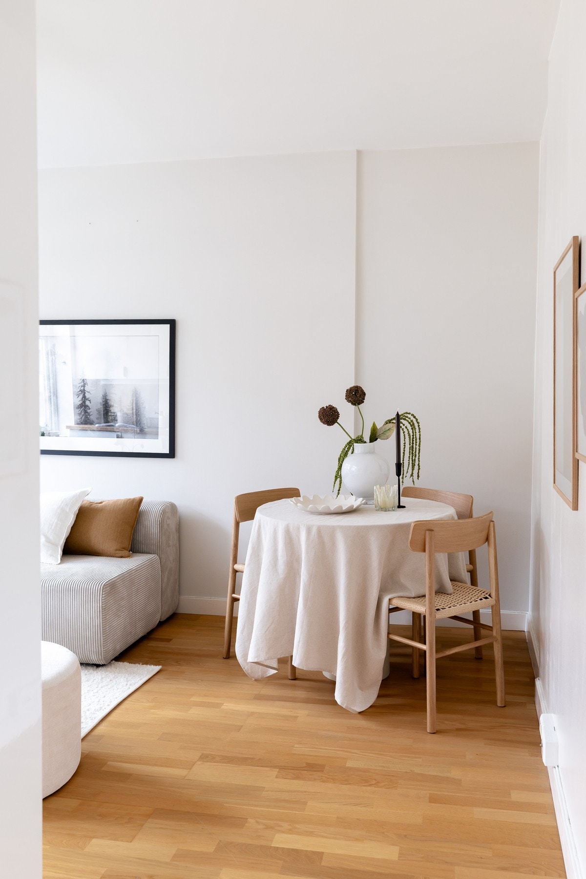 Stuen har takhøyde på hele 2,64 meter. Galleribilde