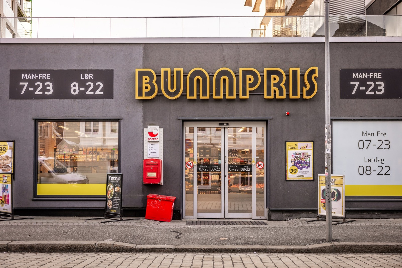 - Bunnpris ligger mellom byggene - Galleribilde