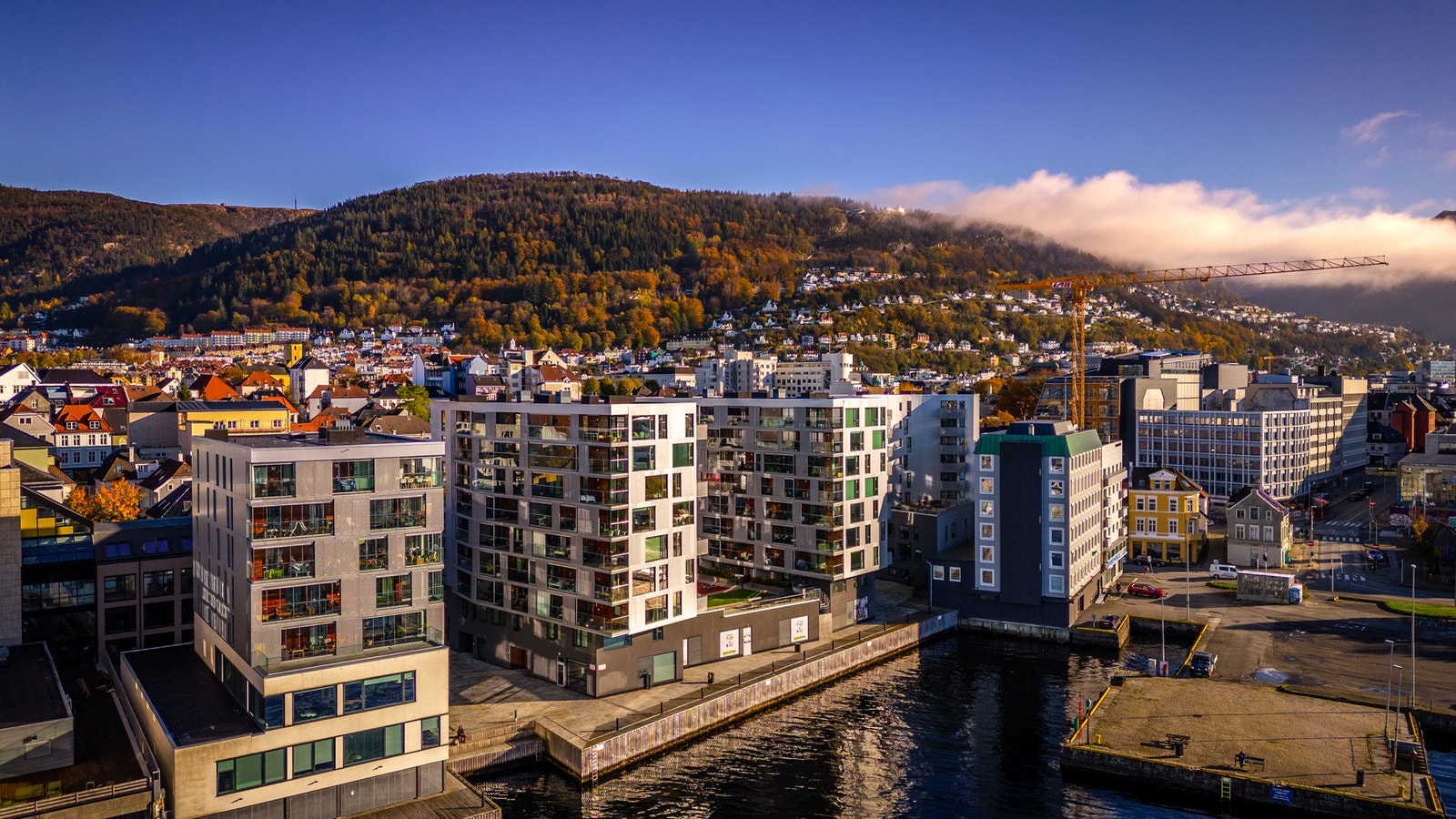 - En moderne og gjennomført 3-roms selveierleilighet med fantastisk beliggenhet ved sjøkanten i Bergen sentrum - Galleribilde