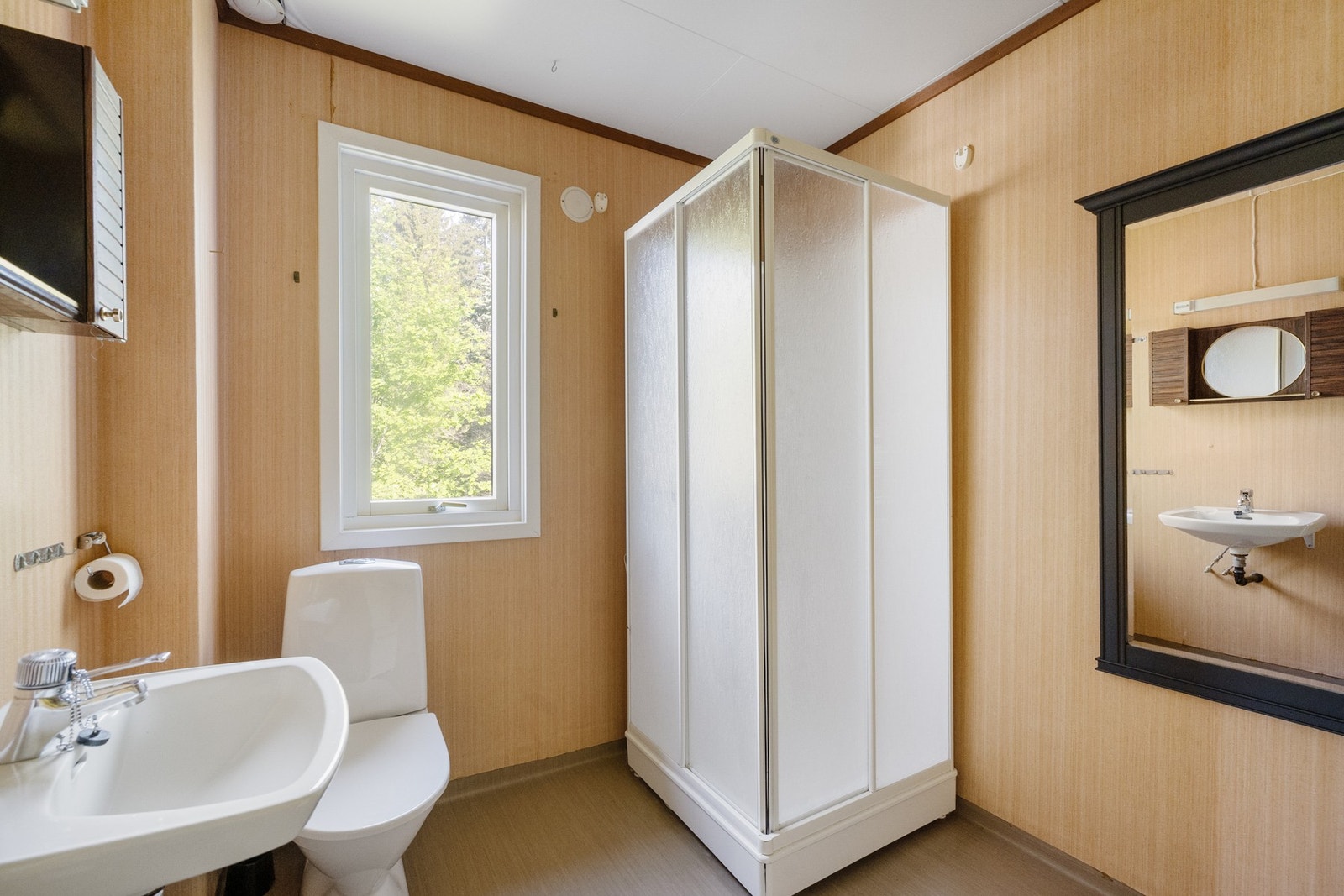 Bad/wc i 2.etg. Galleribilde